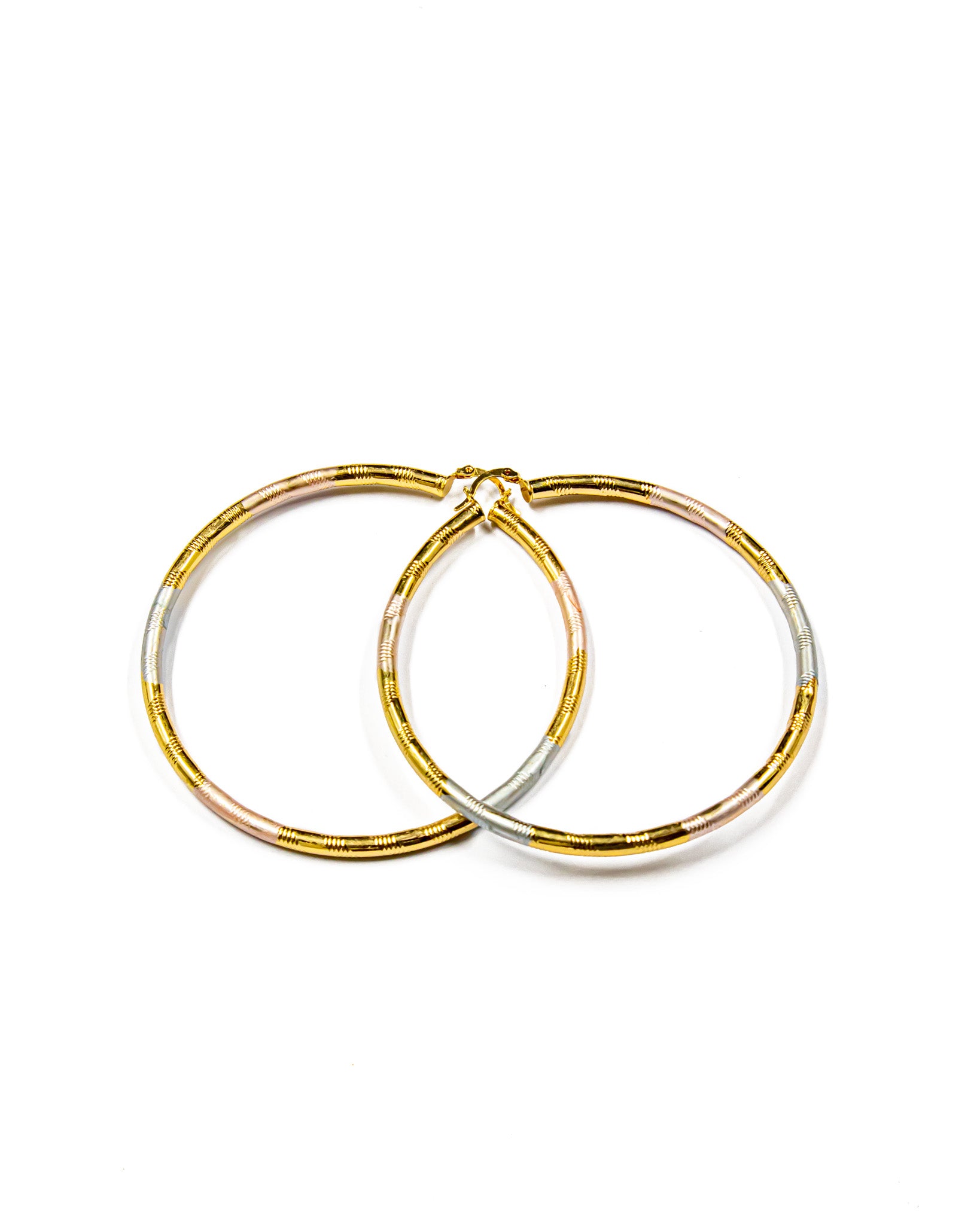 Arete tipo arracada - M9 Oro Laminado