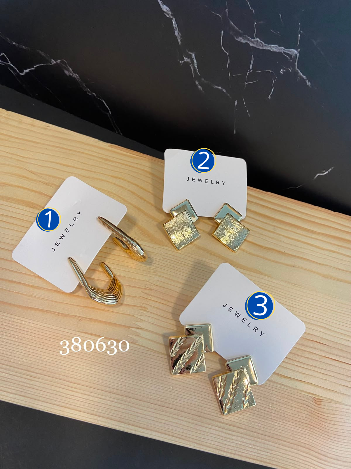 [12/SEPTIEMBRE/26] Aretes Dorados M8 Oro Laminado
