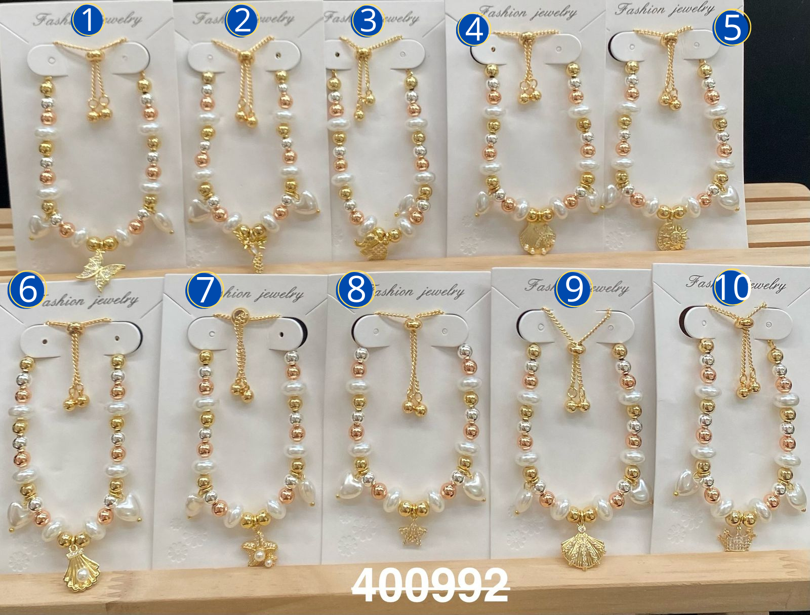 Pulsera Dorada con Dije M5 Oro Laminado