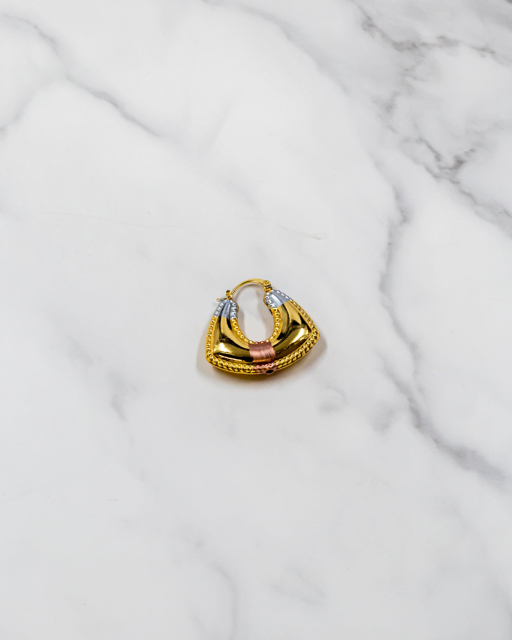 Aretes tipo canasta - M2 Oro Laminado