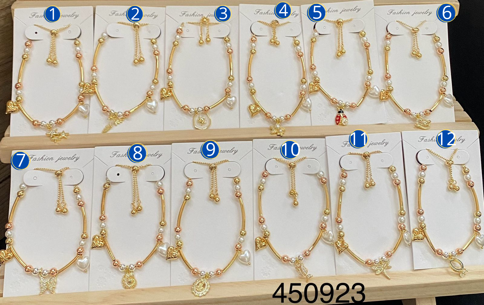 Pulsera Dorada con Dije M15 Oro Laminado