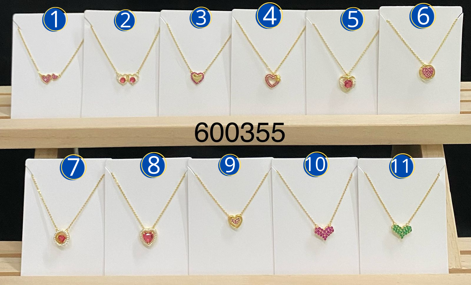 Cadena Dorada con dijes M1 Oro Laminado