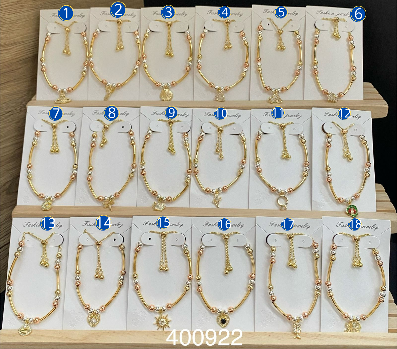 Pulsera Dorada con Dije M1 Oro Laminado