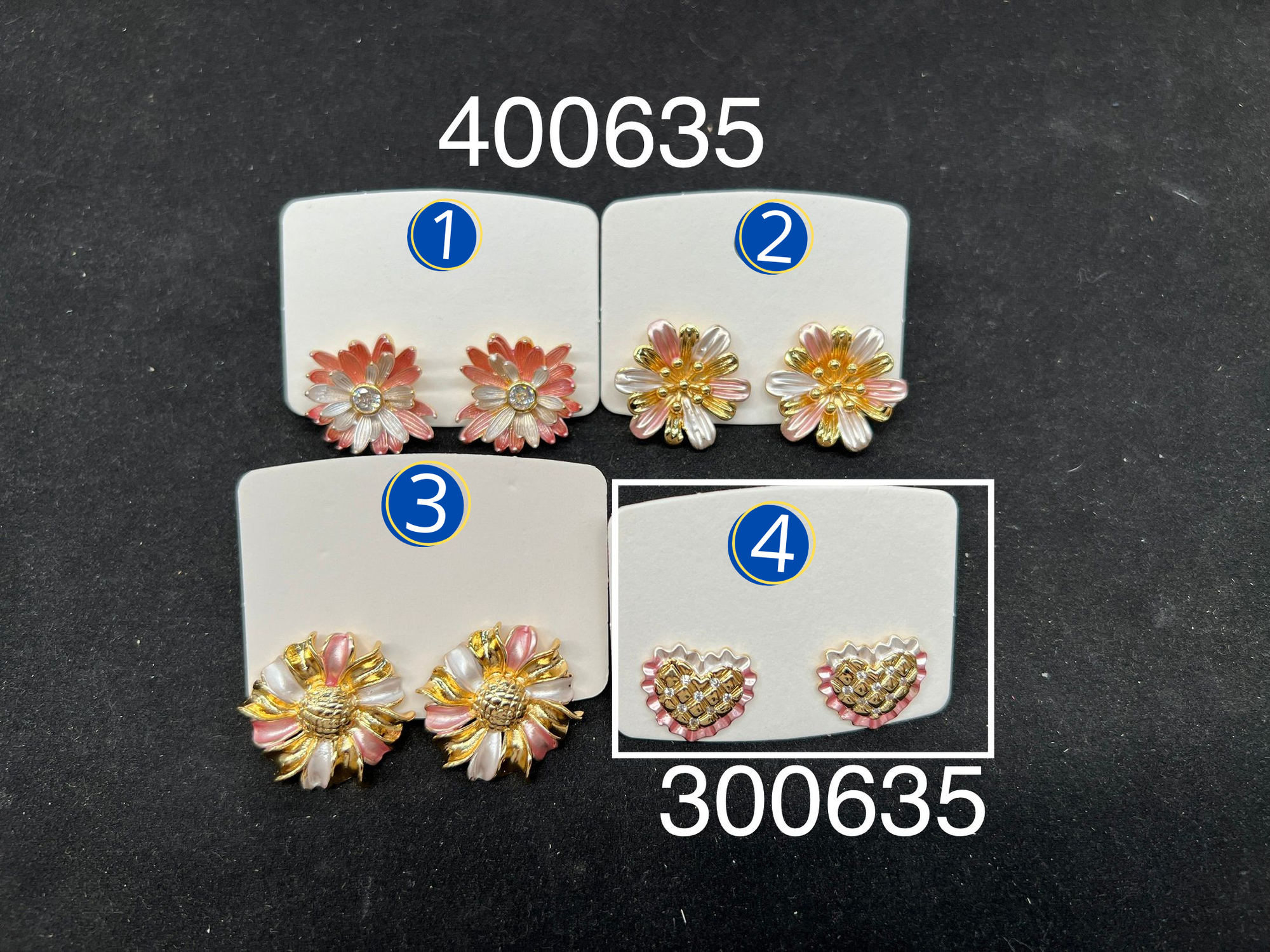 [05/AGOSTO/26] Aretes Dorados de flor M3 Oro Laminado