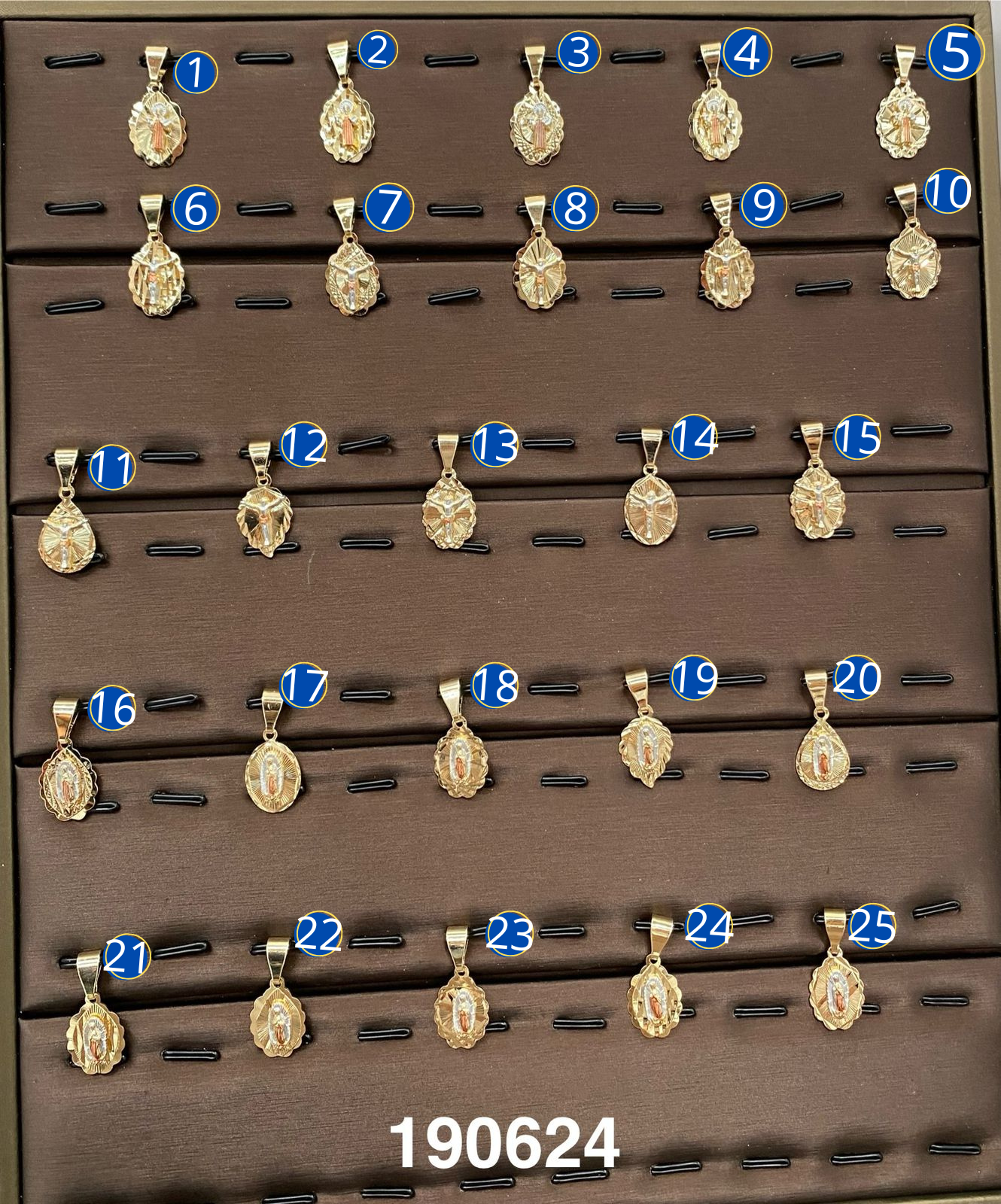 Dije Dorado M4 Oro Laminado
