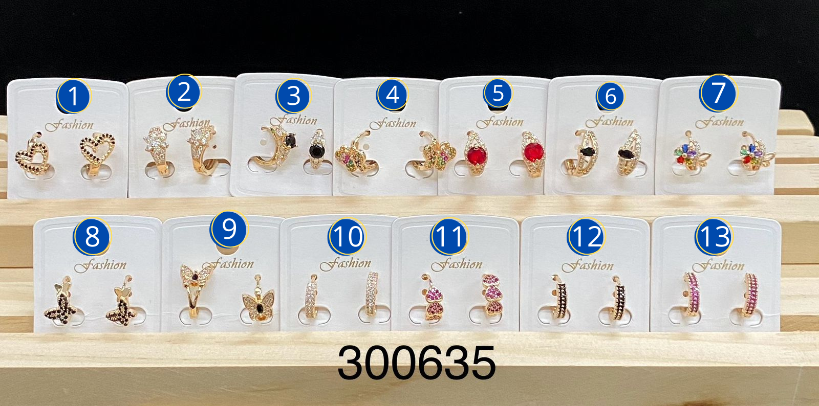 Aretes Dorados diferentes formas M32 Oro Laminado