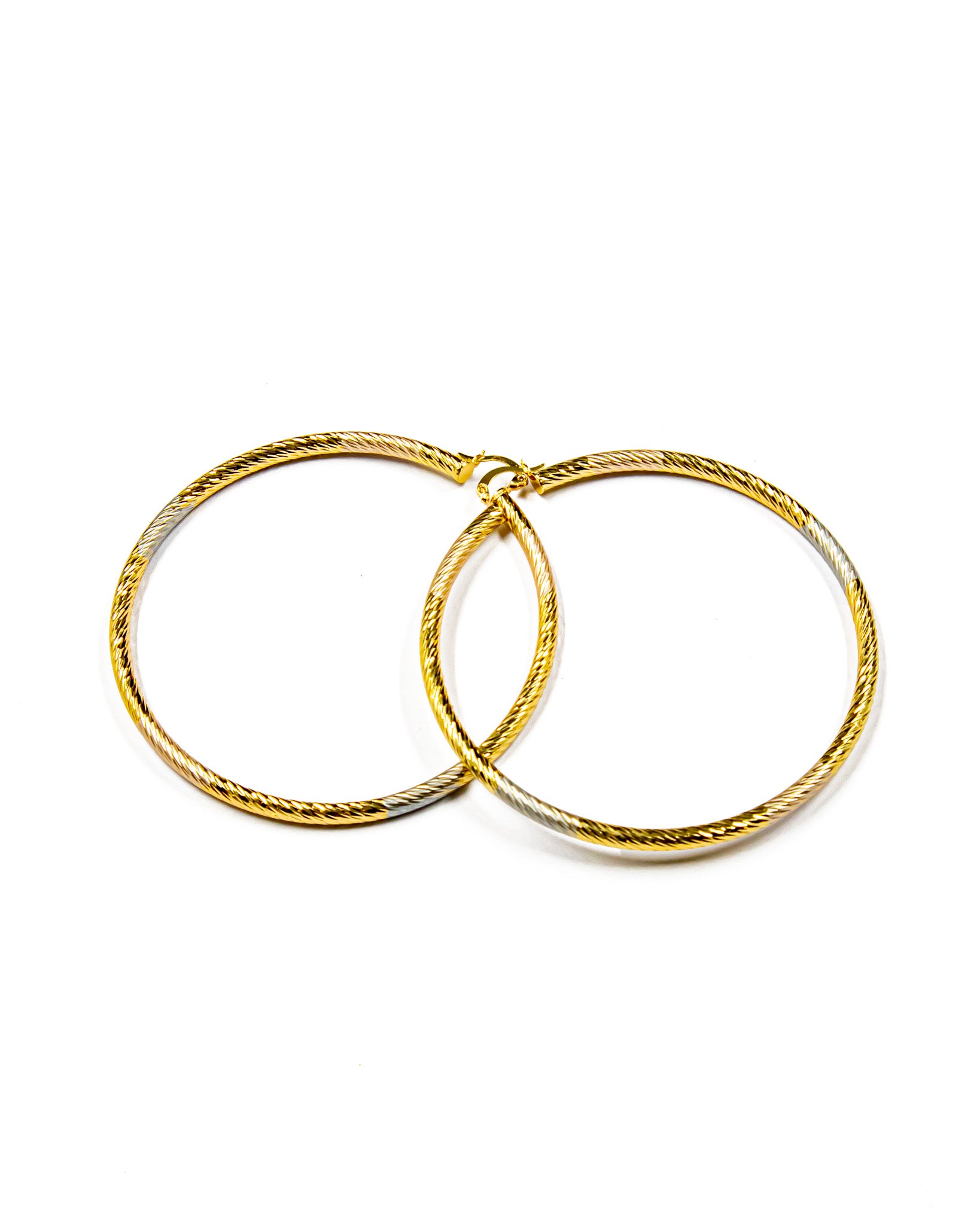Arete tipo arracada - M9 Oro Laminado