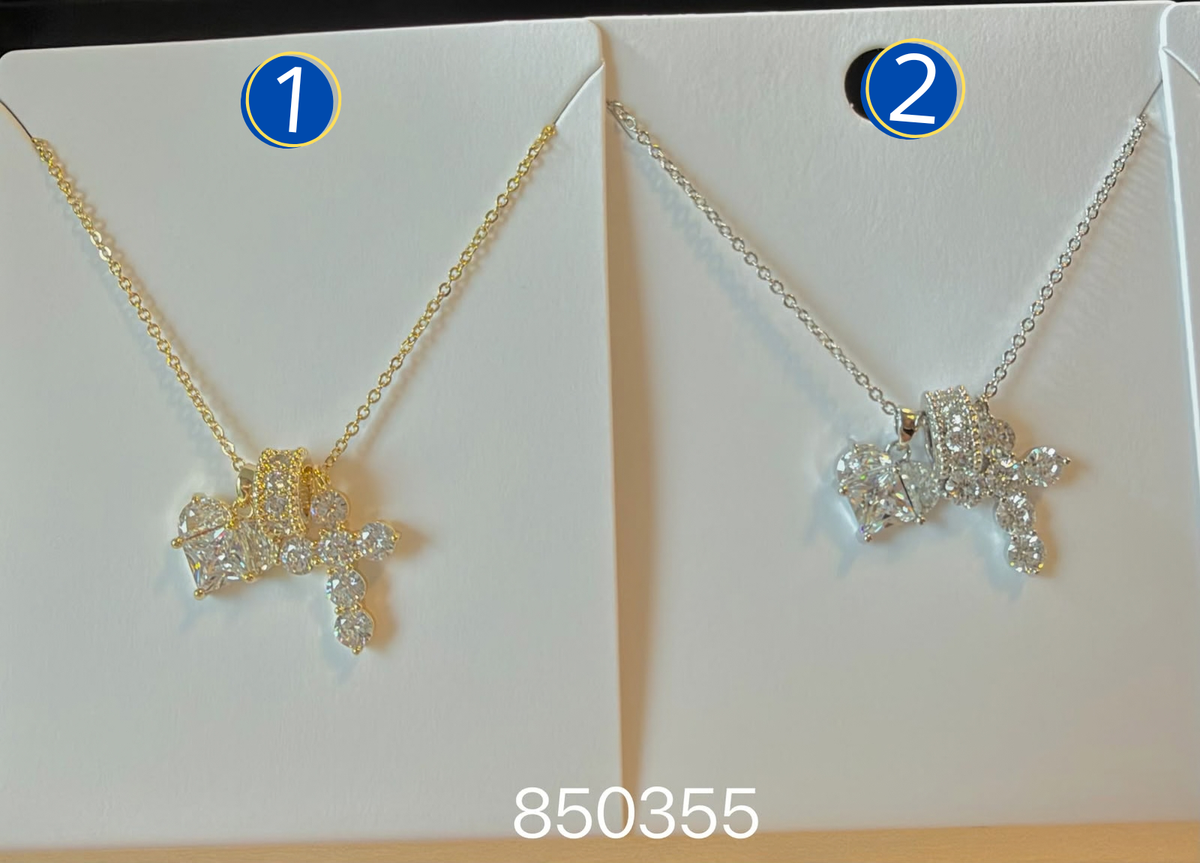 [10/OCT/26] Collares Dorados y Plateados con dije M35 Oro Laminado