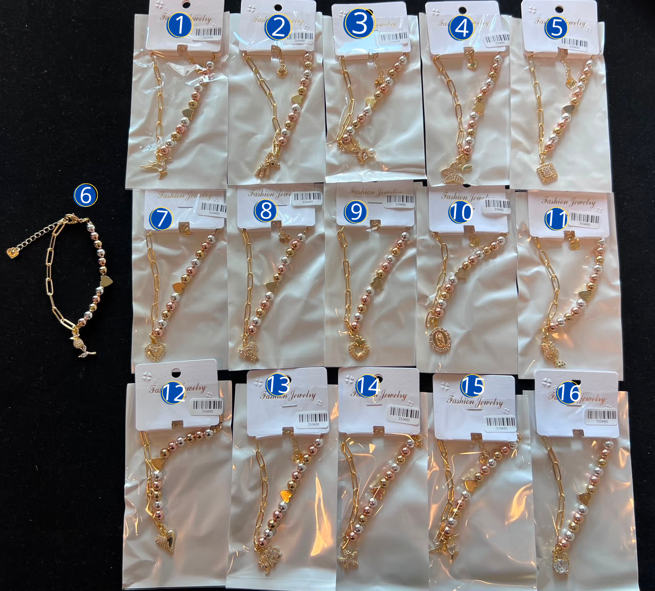 [13/AGOSTO/26] Pulseras de tres colores con dije M4 Oro Laminado