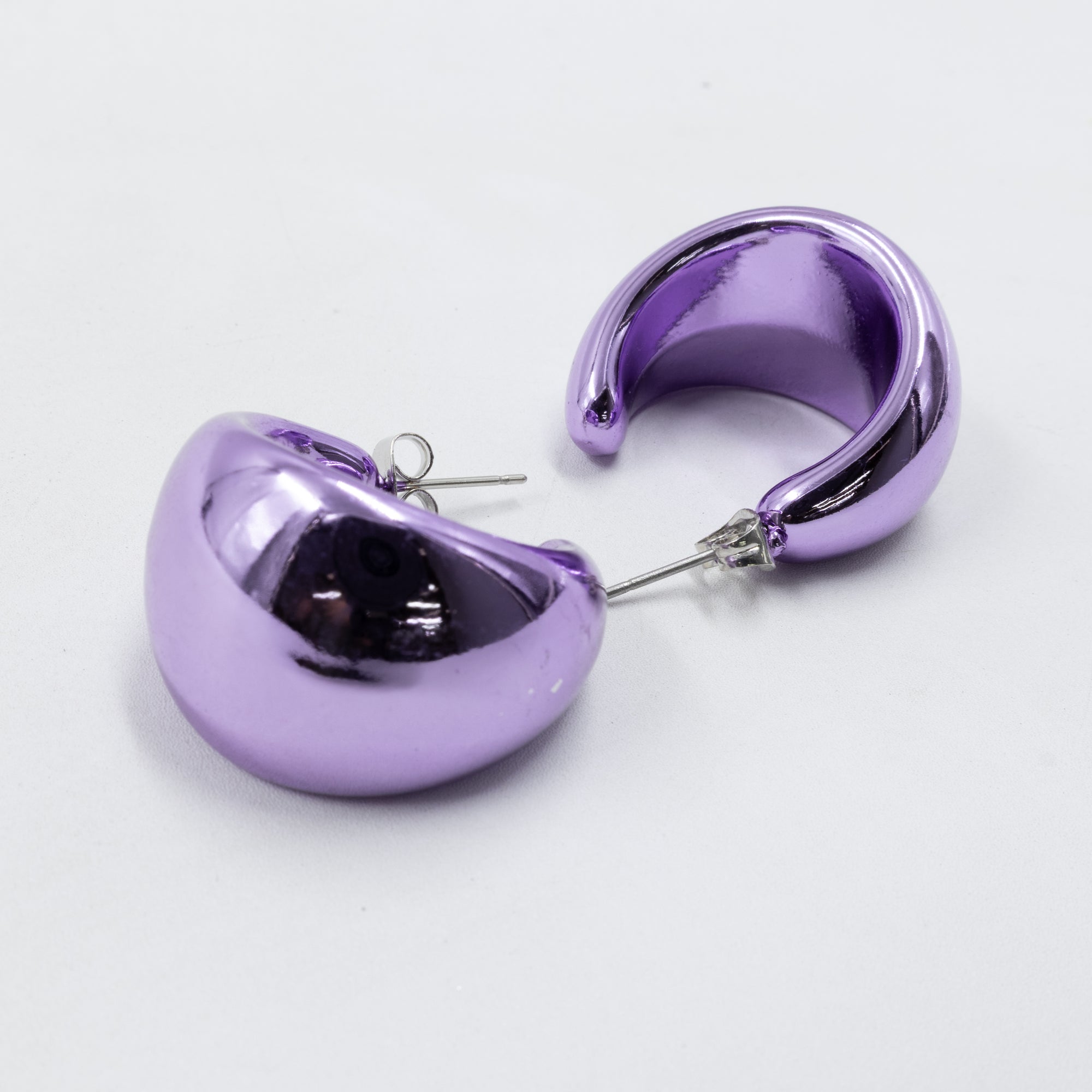 Aretes Diferentes colores 26/05/26 M4 Oro Laminado
