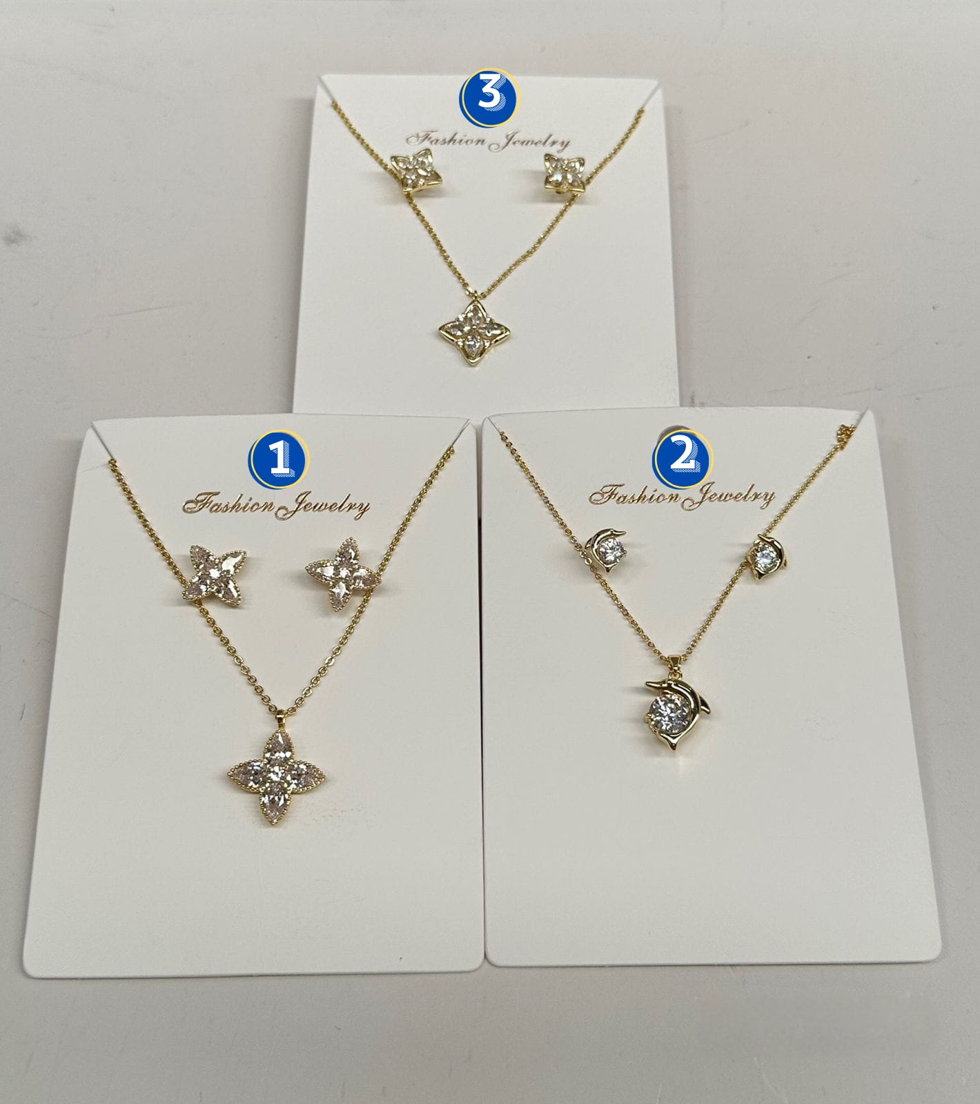 Arete y Collar Dorado Ansheli M1 Oro Laminado