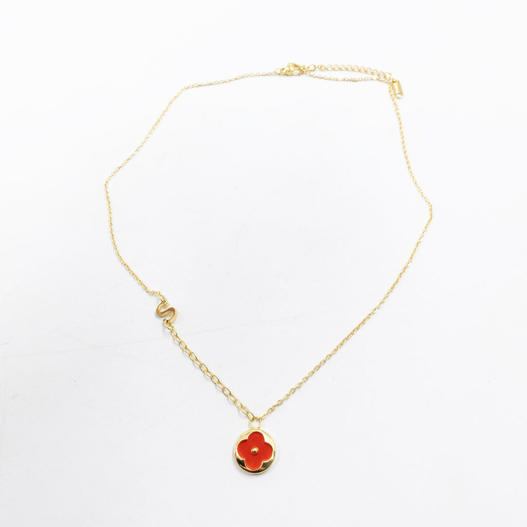 Collares Dorados con dijes de letra S,T,V y dije de Trebol M6 Oro Laminado