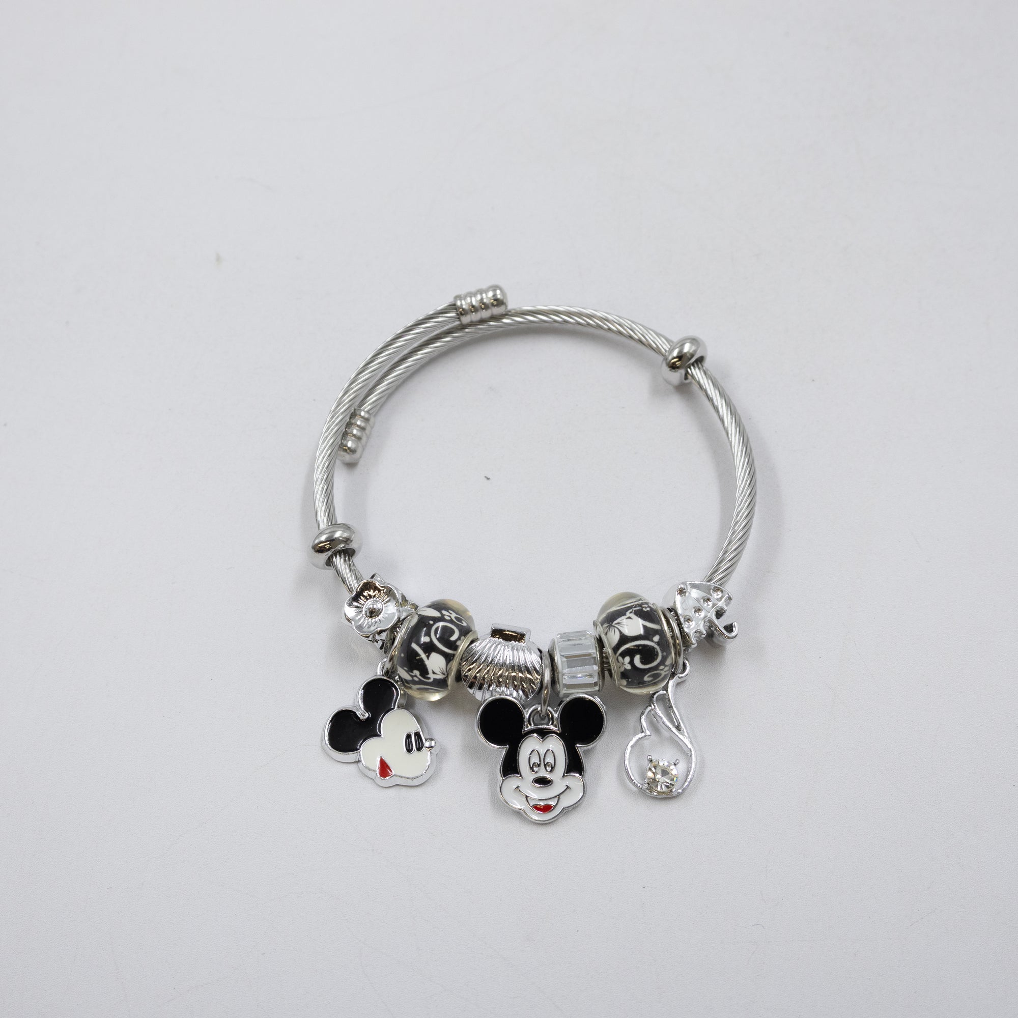 Pulsera tipo Pandora Plateados M7 Oro Laminado