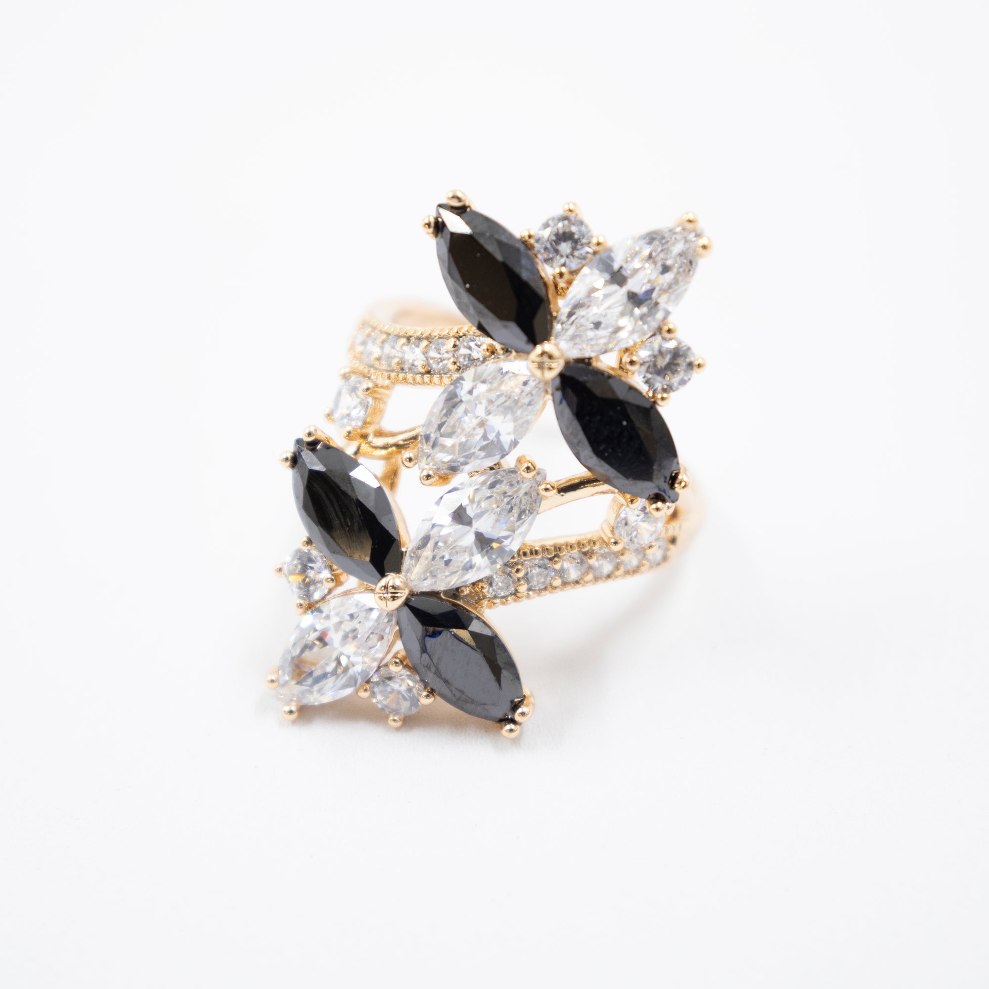 Anillos Dorados Xuping con Piedras M2 Oro Laminado