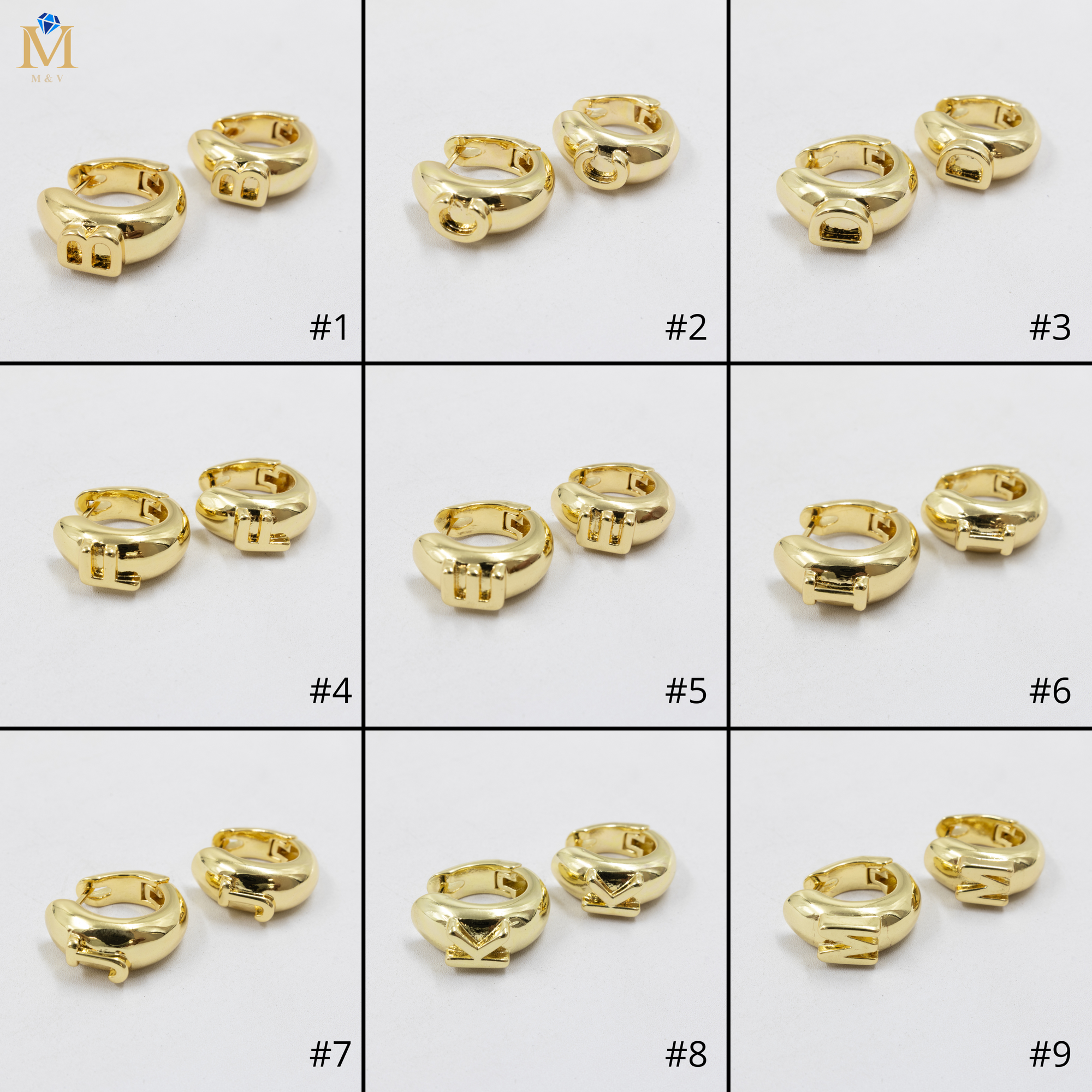 Aretes Dorados con Letra M1 Oro Laminado