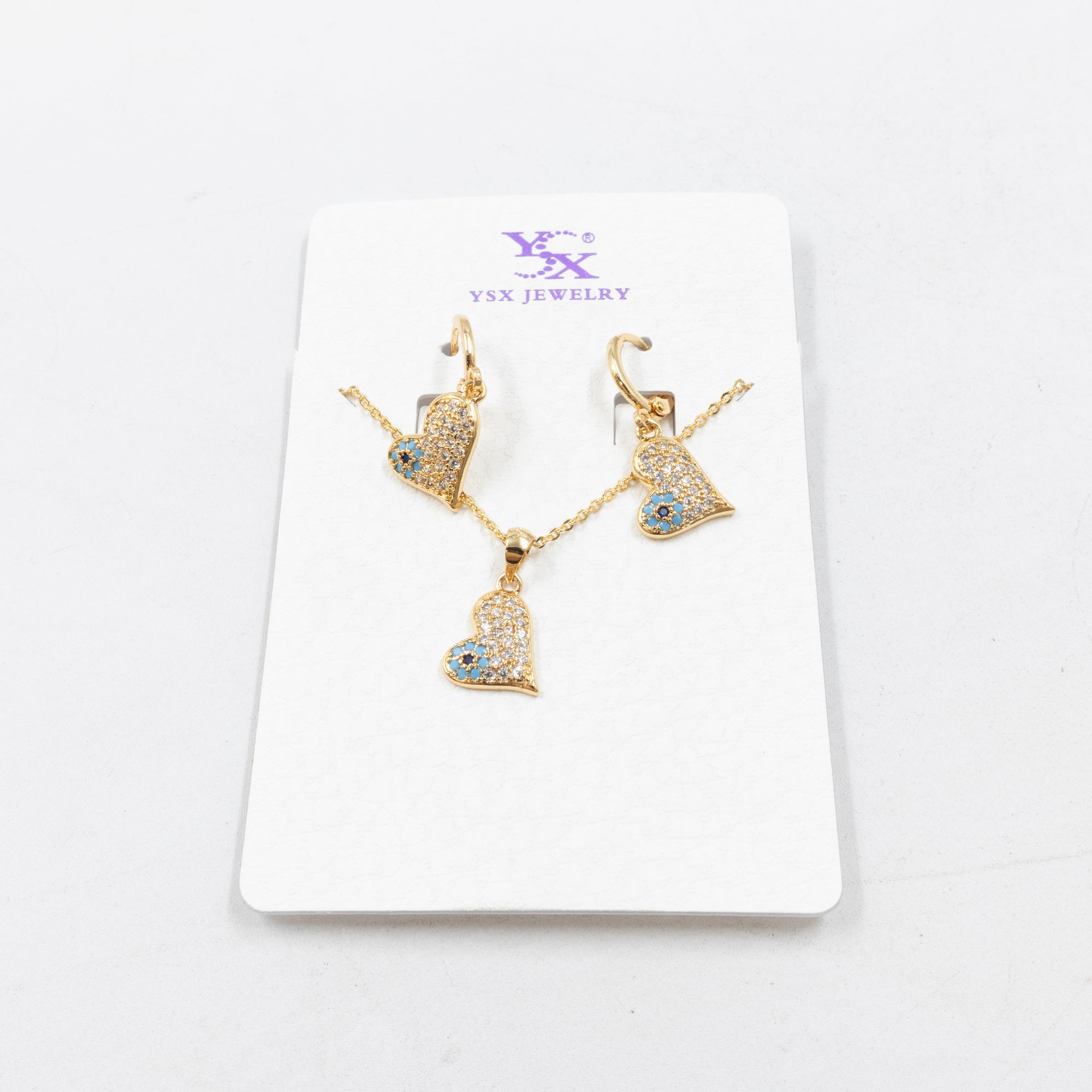 Conjunto de Aretes y Collar Oro Laminado