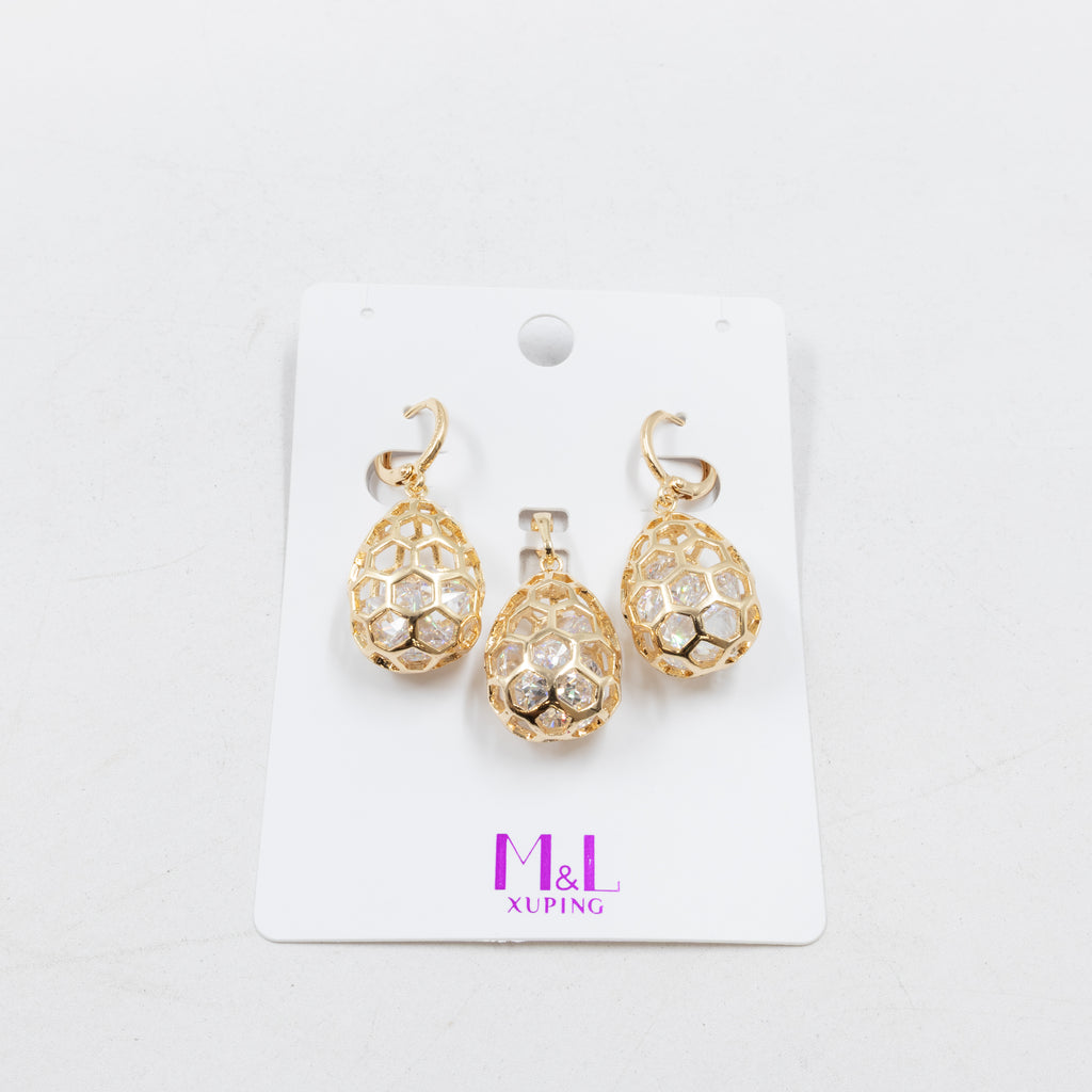Conjunto de de Aretes y Dije M3 Oro Laminado