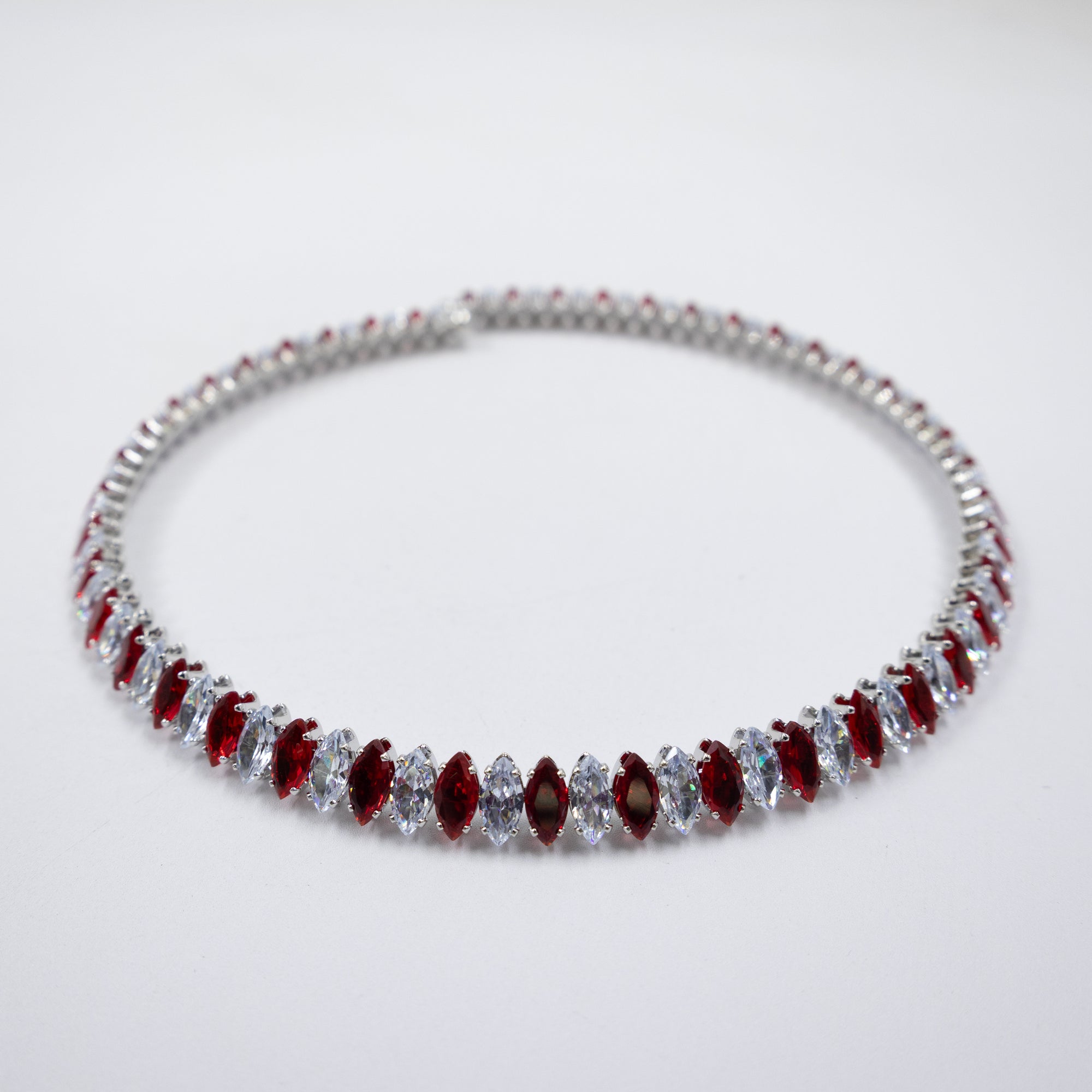 Collar con piedras Dorado y Plateado M1 Oro Laminado