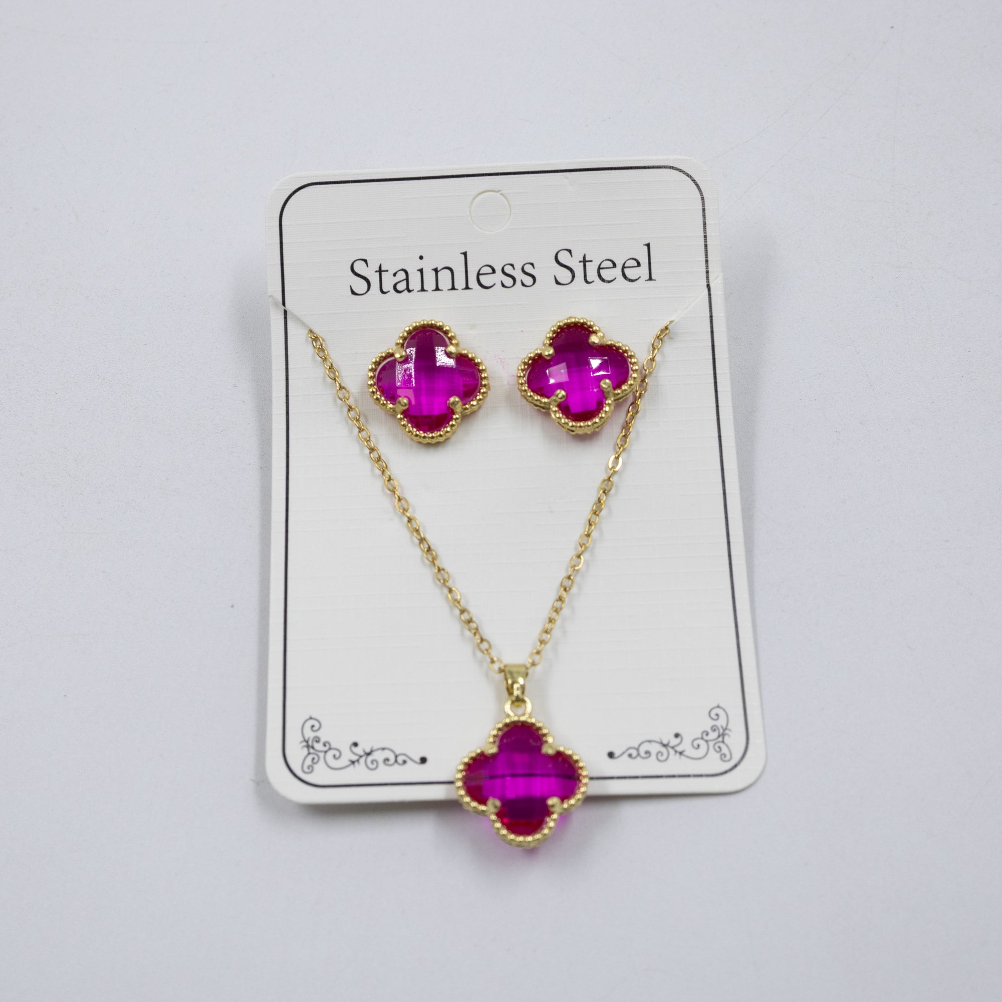 Conjunto Dorado de Trebol M2 Oro Laminado