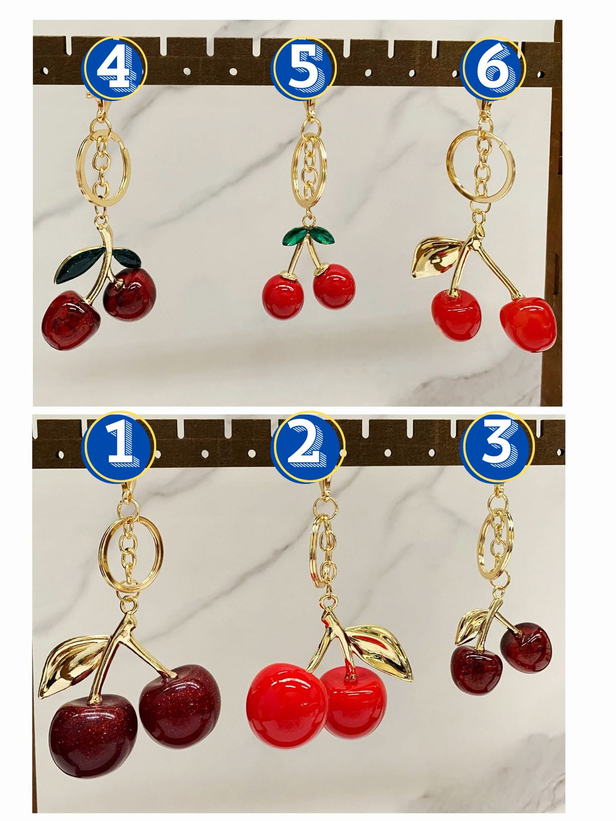 Llavero Cereza M1 Oro Laminado