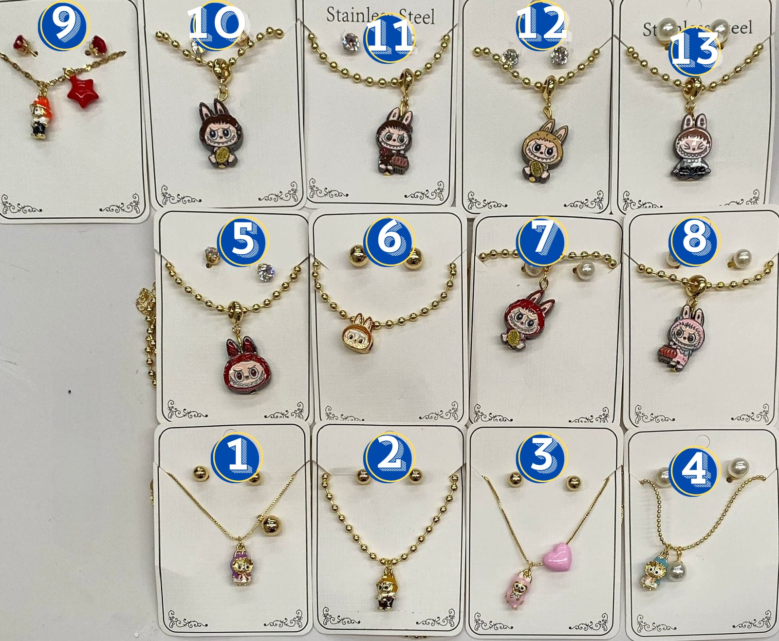 Arete y Collar Labubu M1 Acero Inoxidable