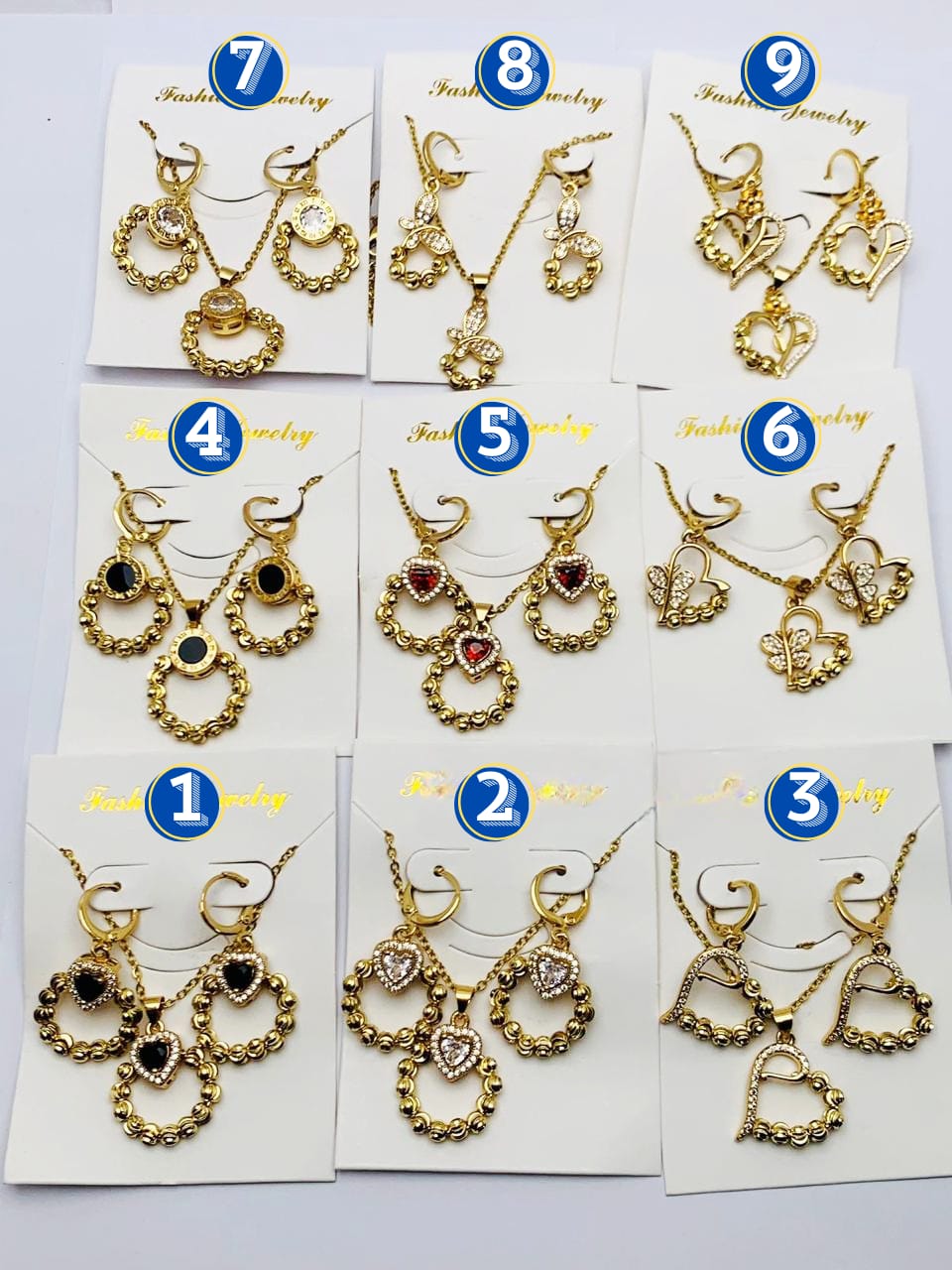 Arete y Collar Dorado M1 Oro Laminado