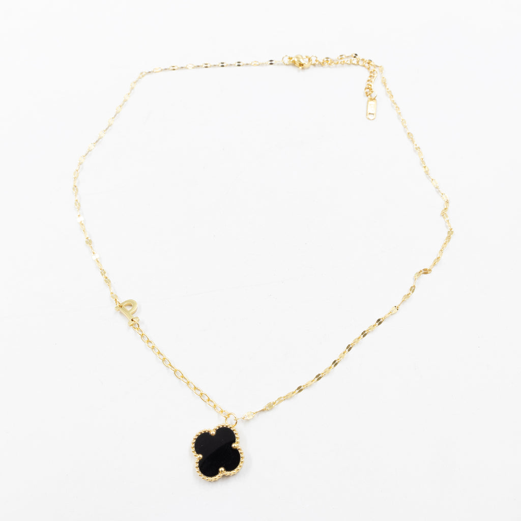 Collares Dorados con dijes de letra P,V , Z y dije de Trebol M8 Oro Laminado