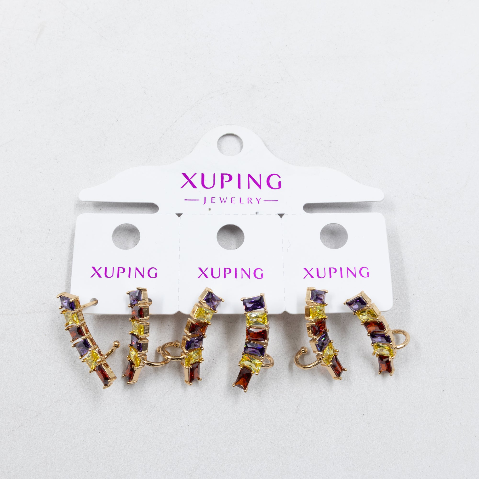 Paquete de tres pares de Aretes Dorados Xuping con piedras M7 Oro Laminado