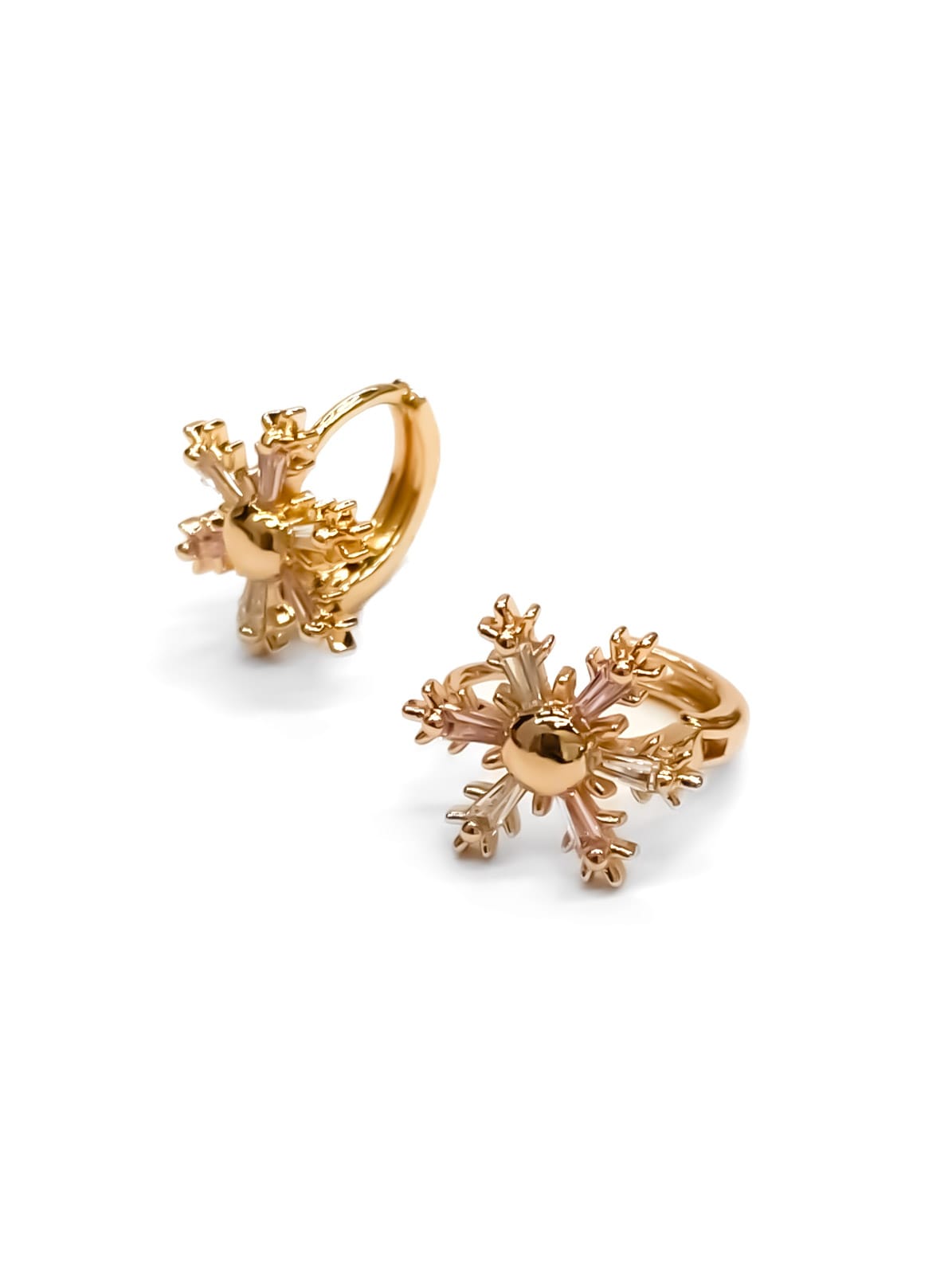 ARETES HUGGIES M6- ORO LAMINADO