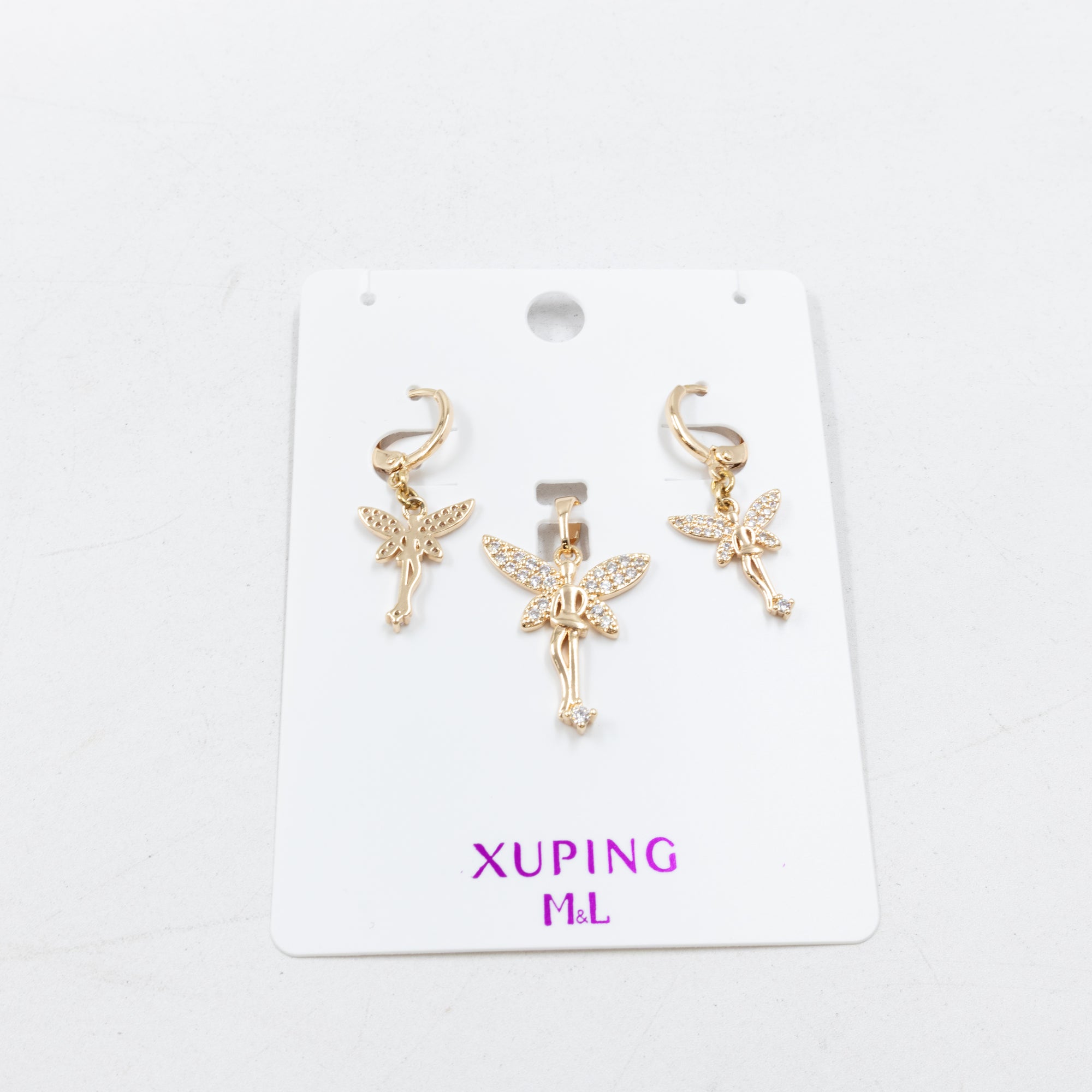 Conjunto de de Aretes y Dije M2 Oro Laminado