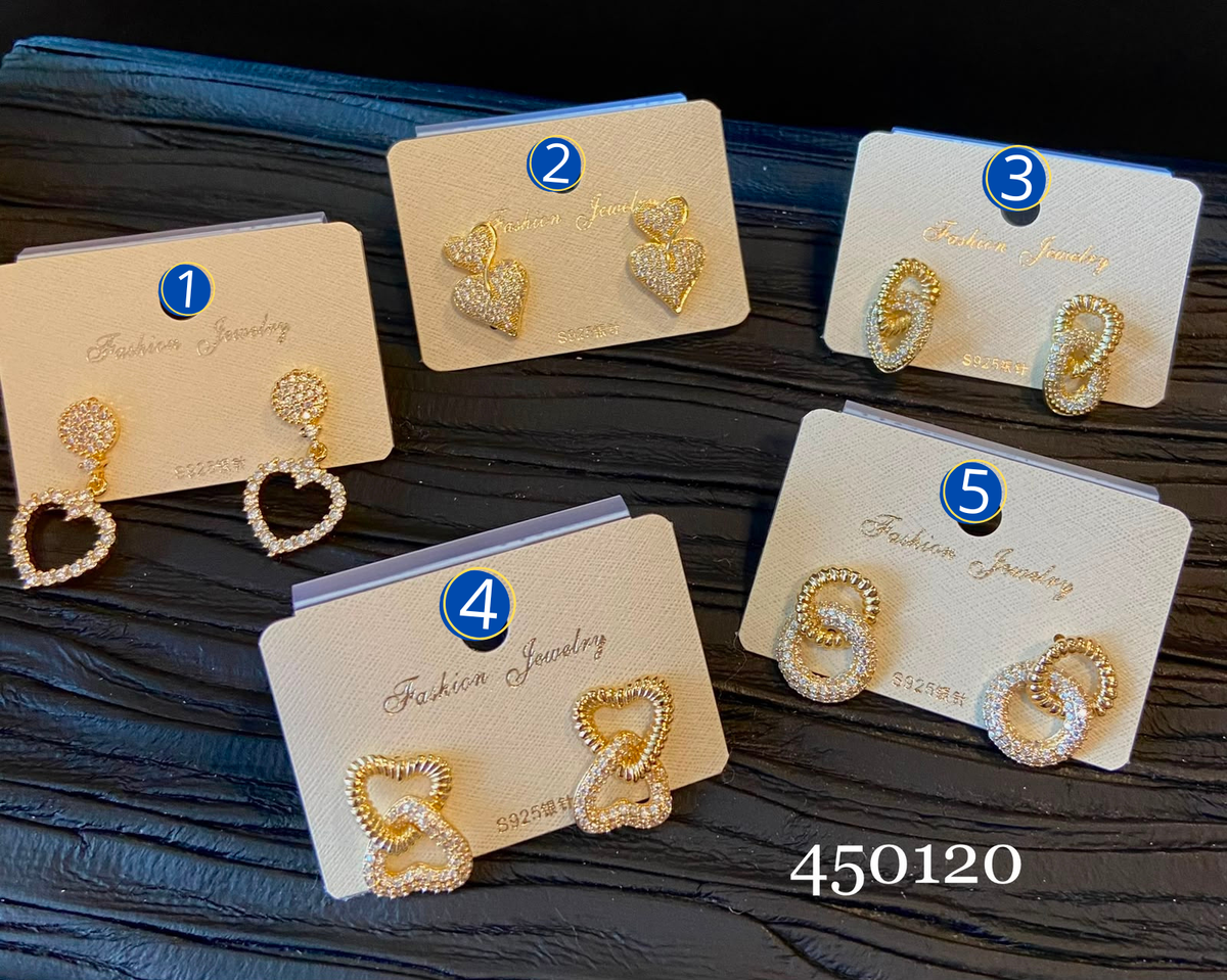 [12/SEPTIEMBRE/26] Aretes Dorados con piedras M1 Oro Laminado