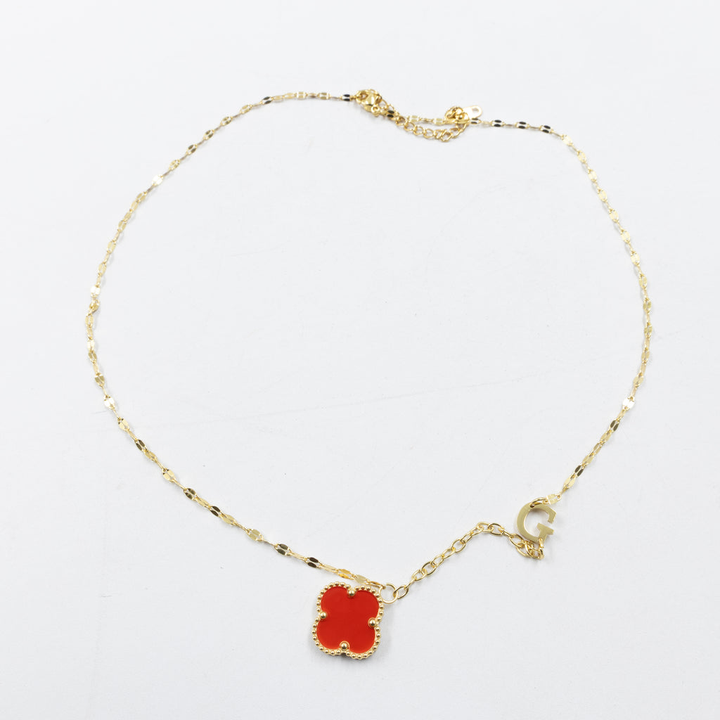 Collares Dorados con dijes de letra G, I ,K y dije de Trebol M3 Oro Laminado