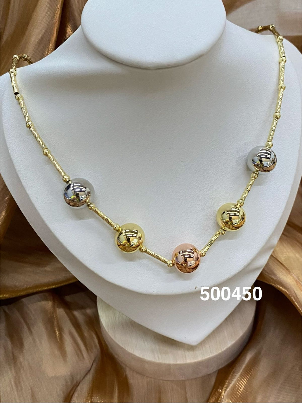 Collares Dorados de Cuentas M2 Oro Laminado
