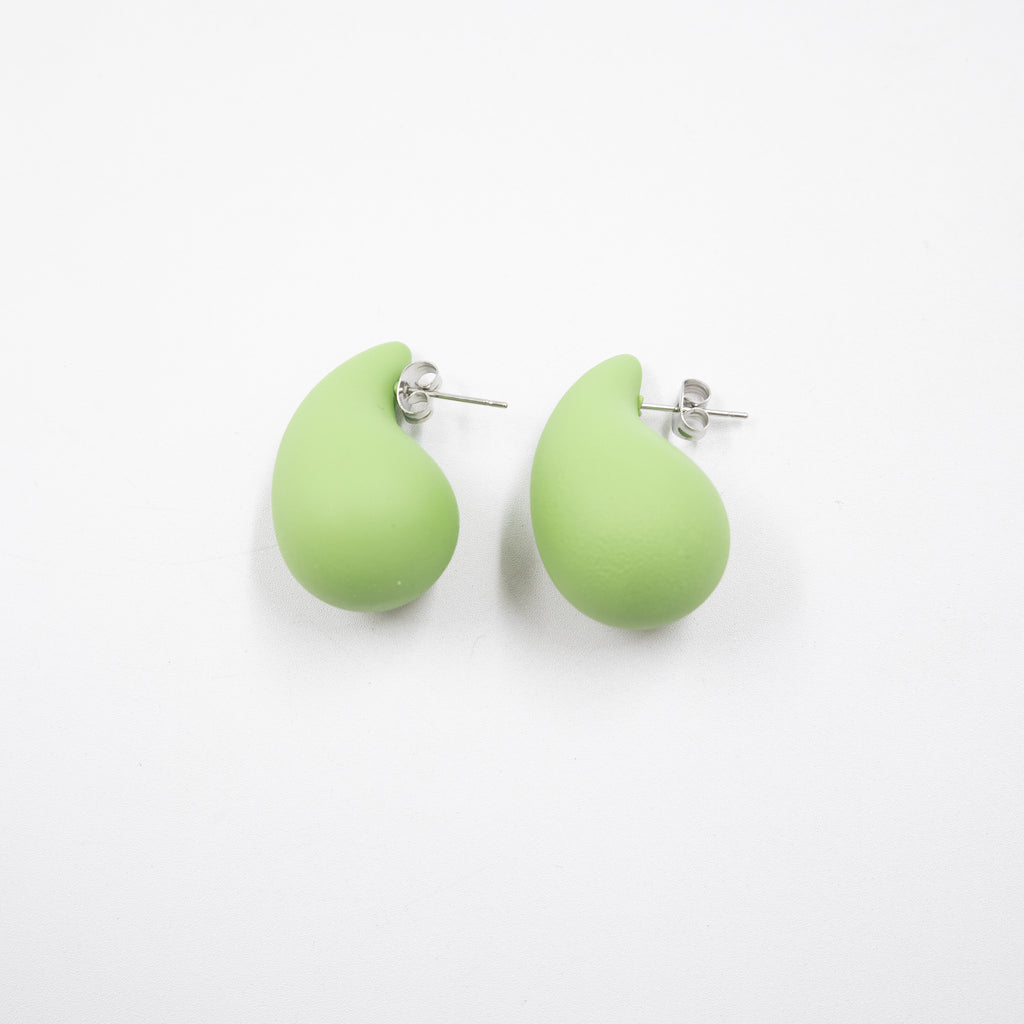 Aretes Medianos de colores M3 Oro Laminado