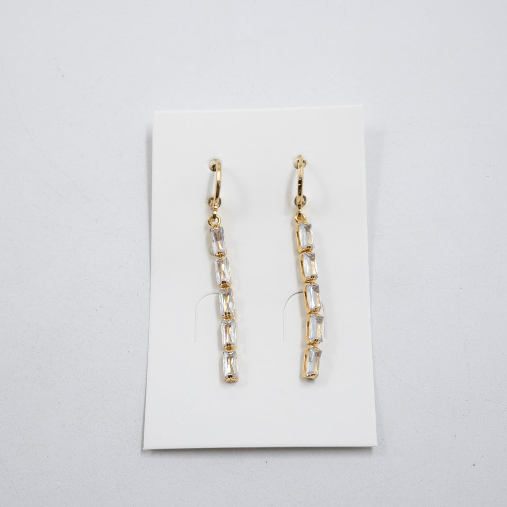 Aretes Largos Dorados con piedras M3 Oro Laminado