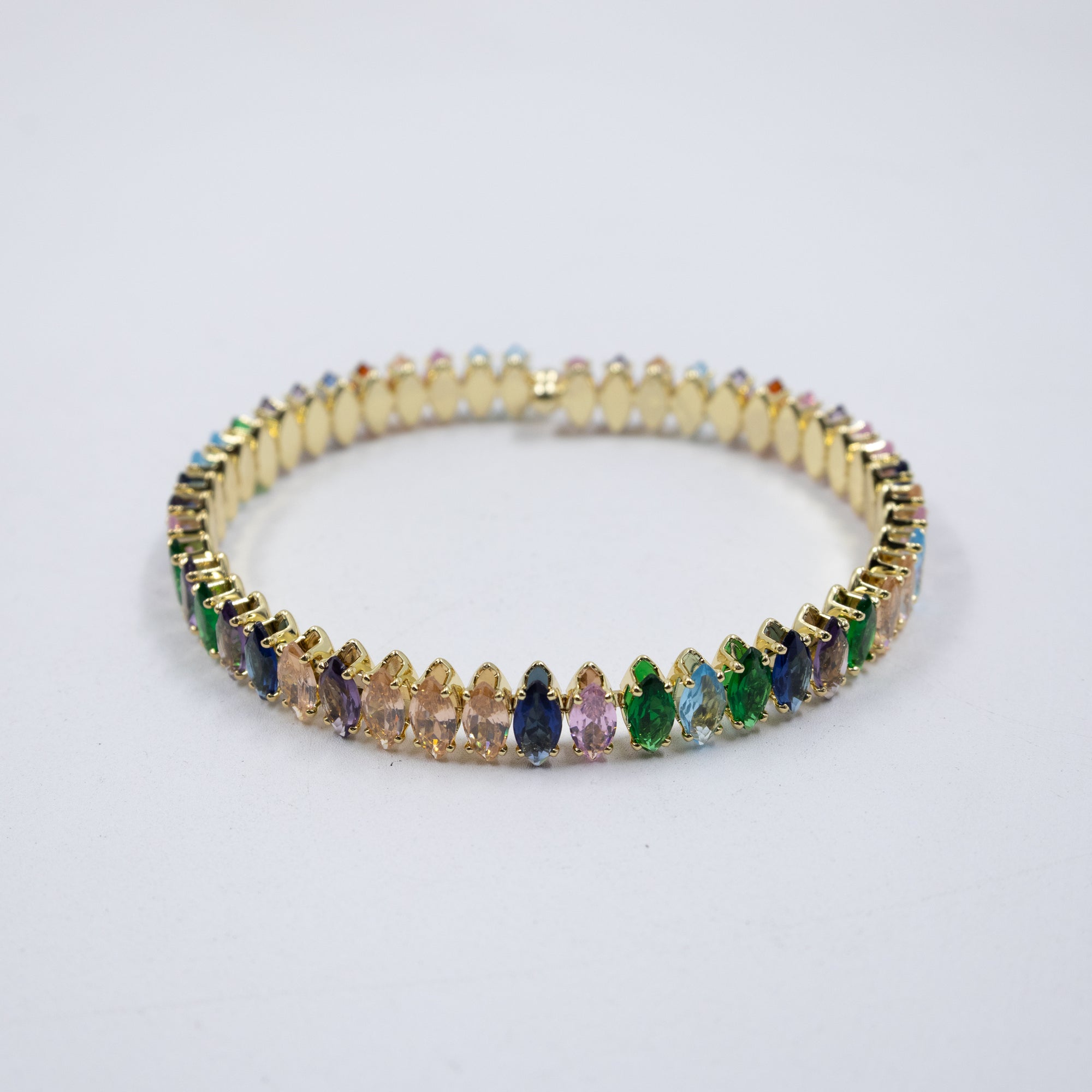 Pulseras Doradas con Piedras M4 Oro Laminado