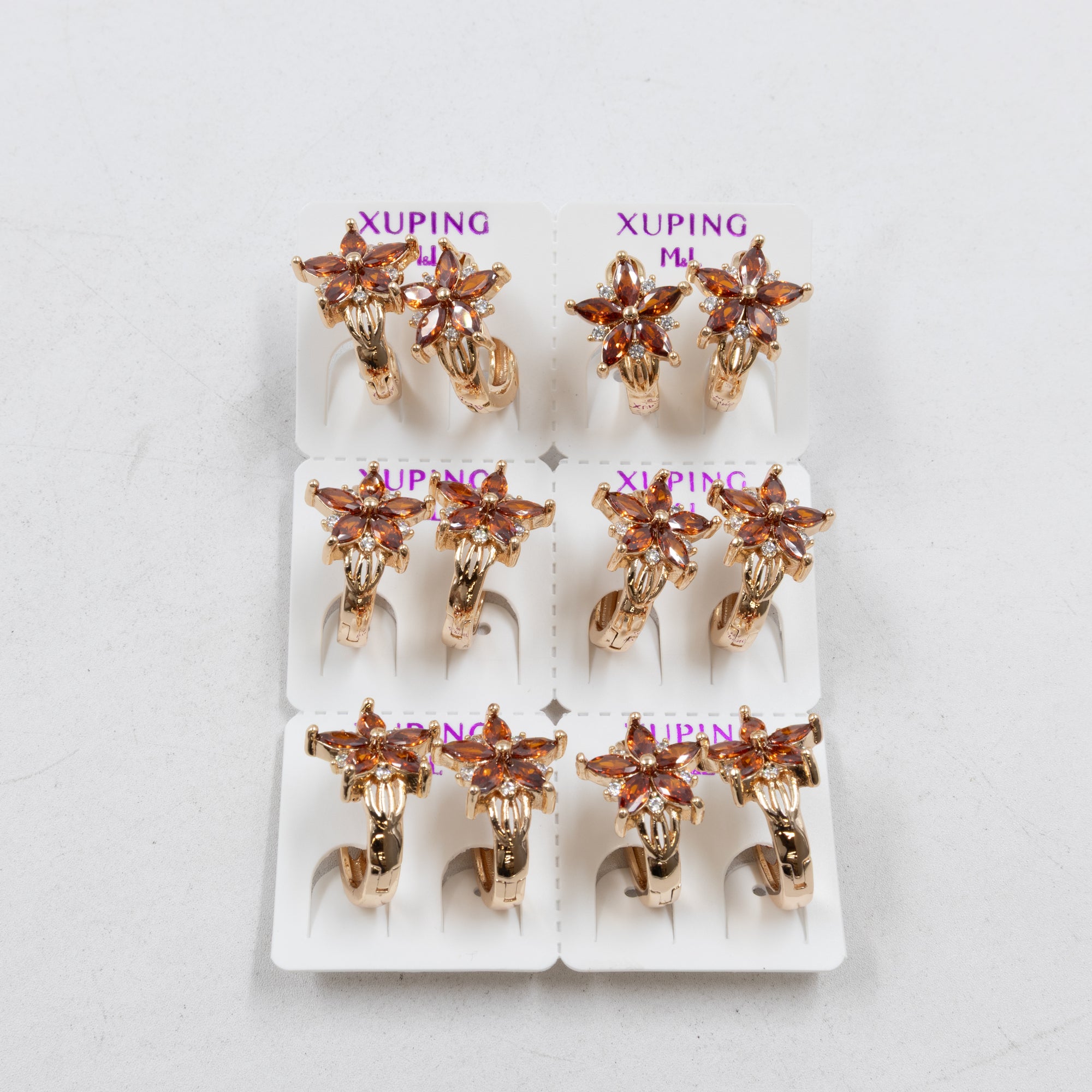 Paquete de 6 pares de Aretes Xuping Dorado M2 Oro Laminado