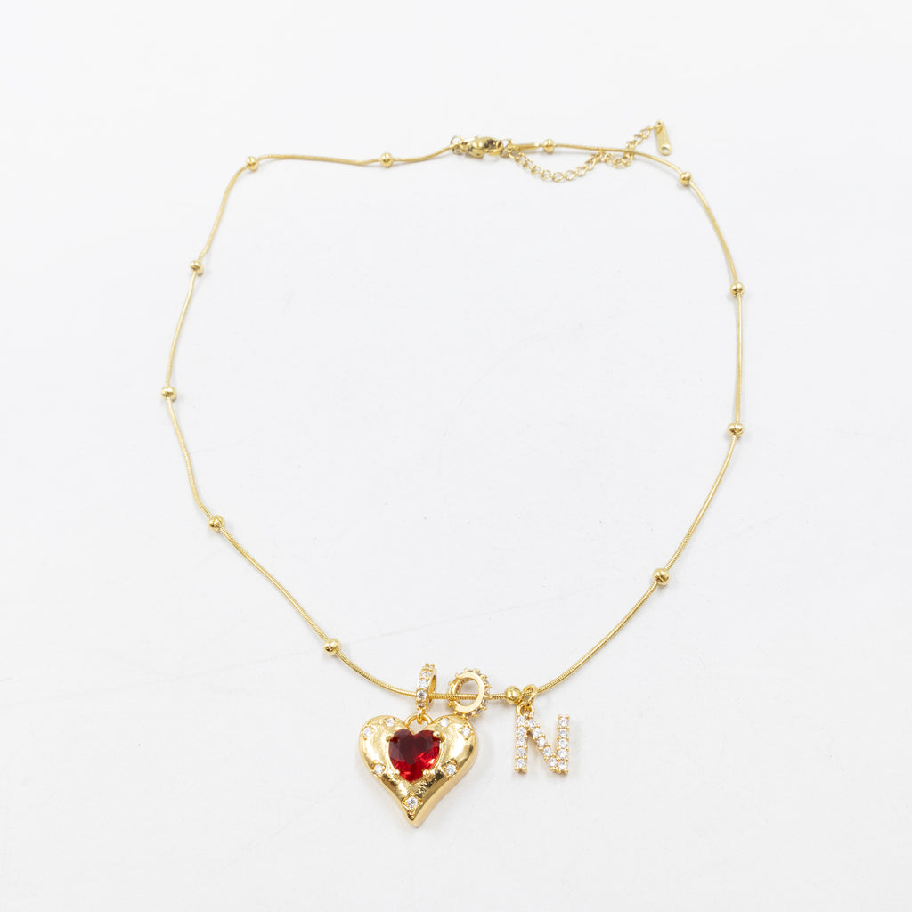 Collares Dorados con dije de Letra y corazón M3 Oro Laminado