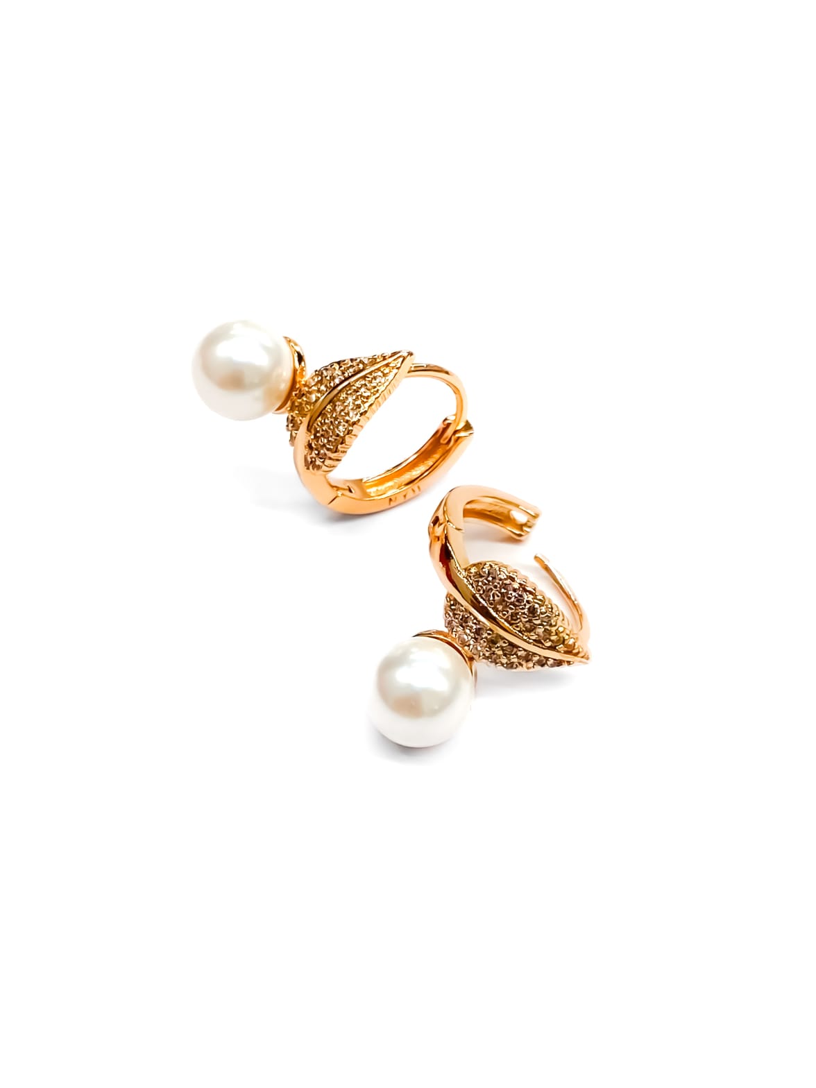 ARETES HUGGIES M3 - ORO LAMINADO