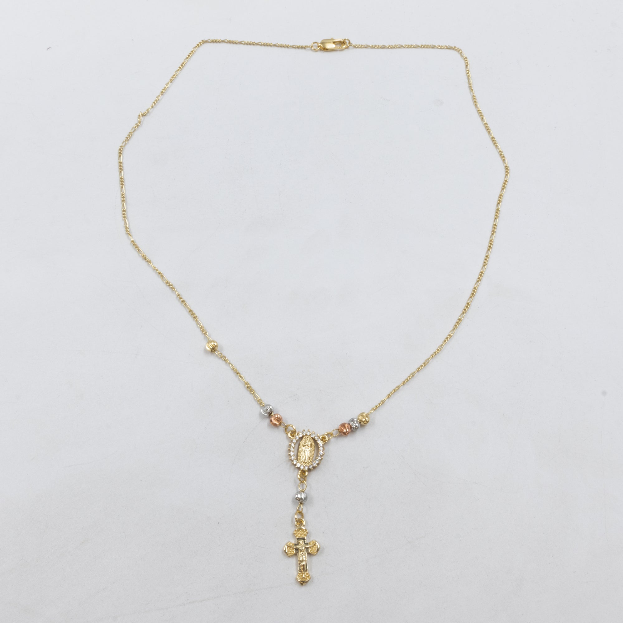 Collar con Dije Religioso Dorado M2 Oro Laminado