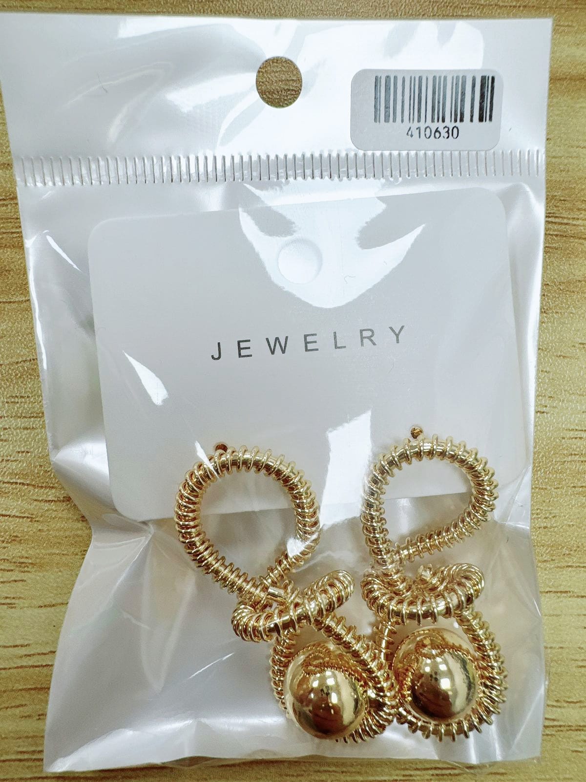 Arete Dorado Elegante M1 Oro Laminado