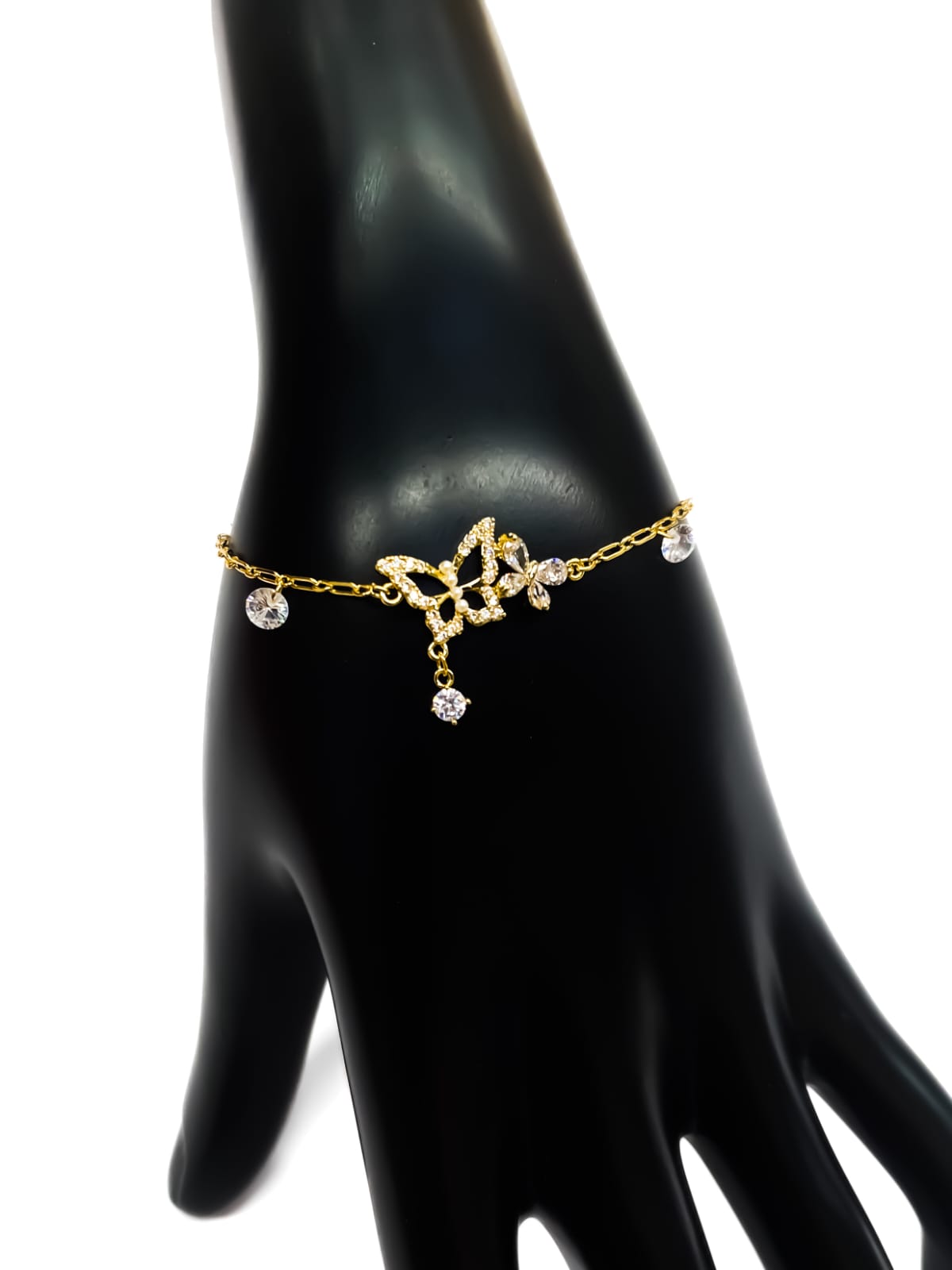 Pulsera de piedras con dije - M1 Oro Laminado
