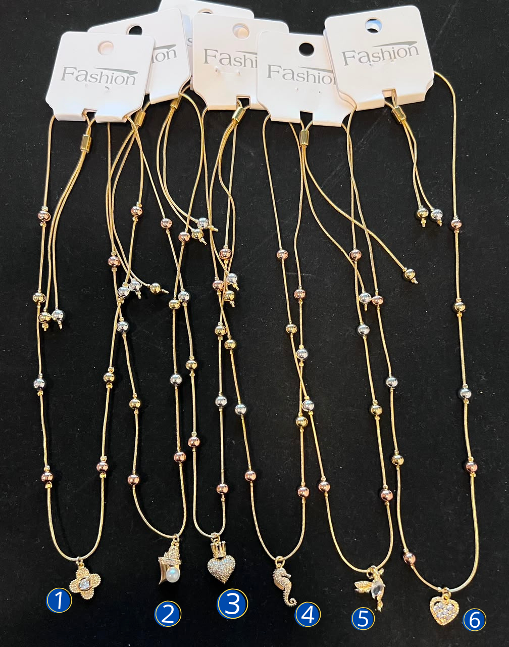 [13/AGOSTO/26] Collares Dorados con Dije M2 Oro Laminado