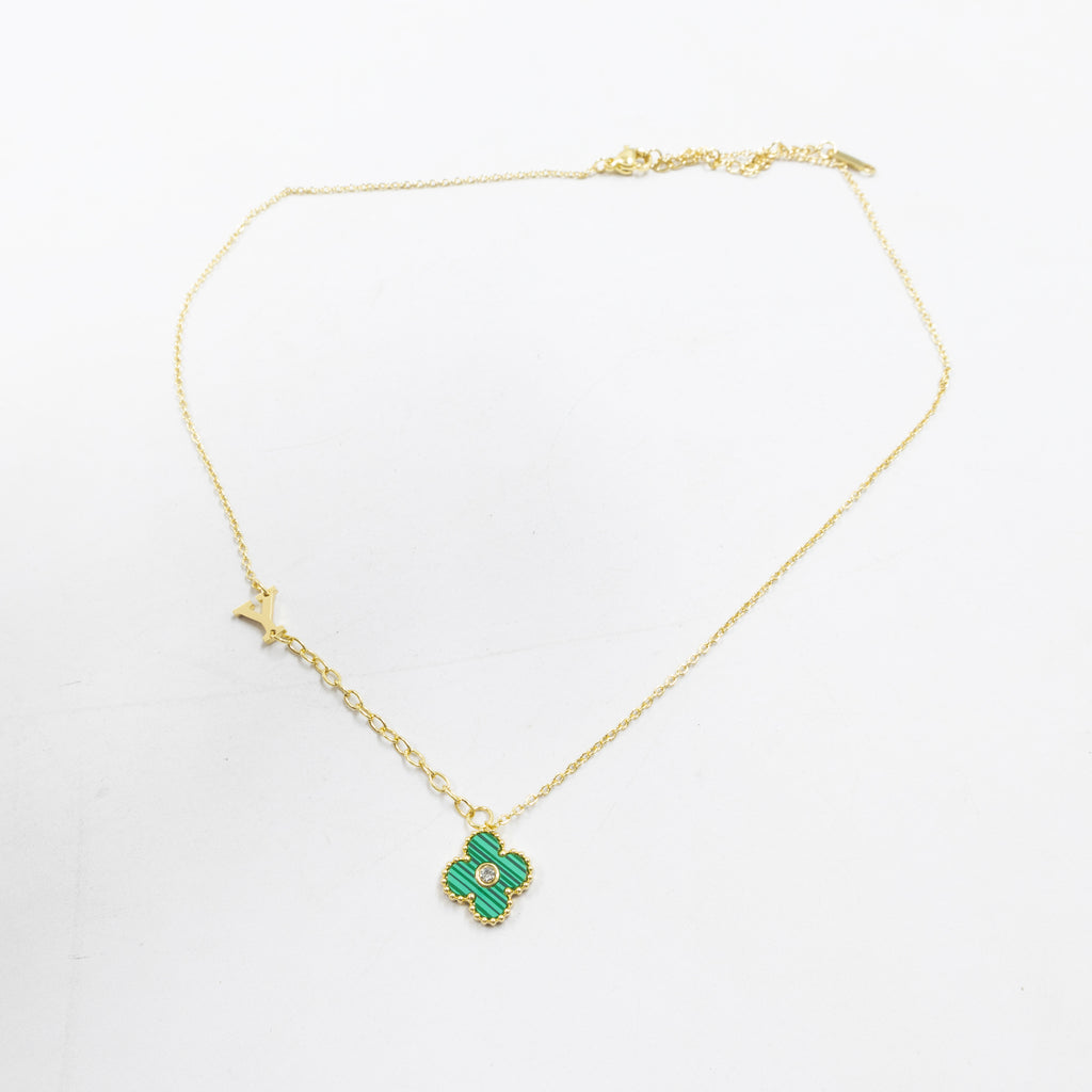 Collar de Dije de Trebol y letra Y, Z M7 Oro Laminado