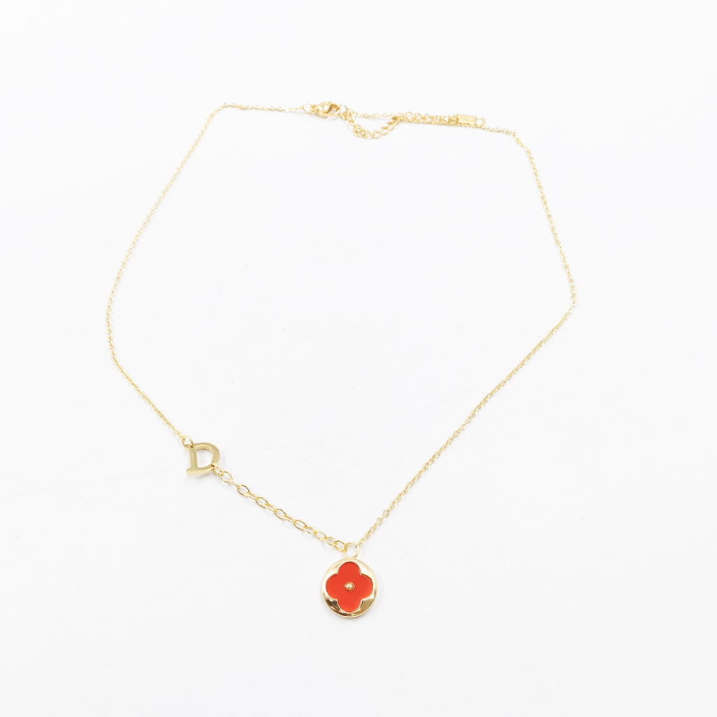 Collares Dorados con dijes de letra D,E,F y dije de Trebol M2 Oro Laminado