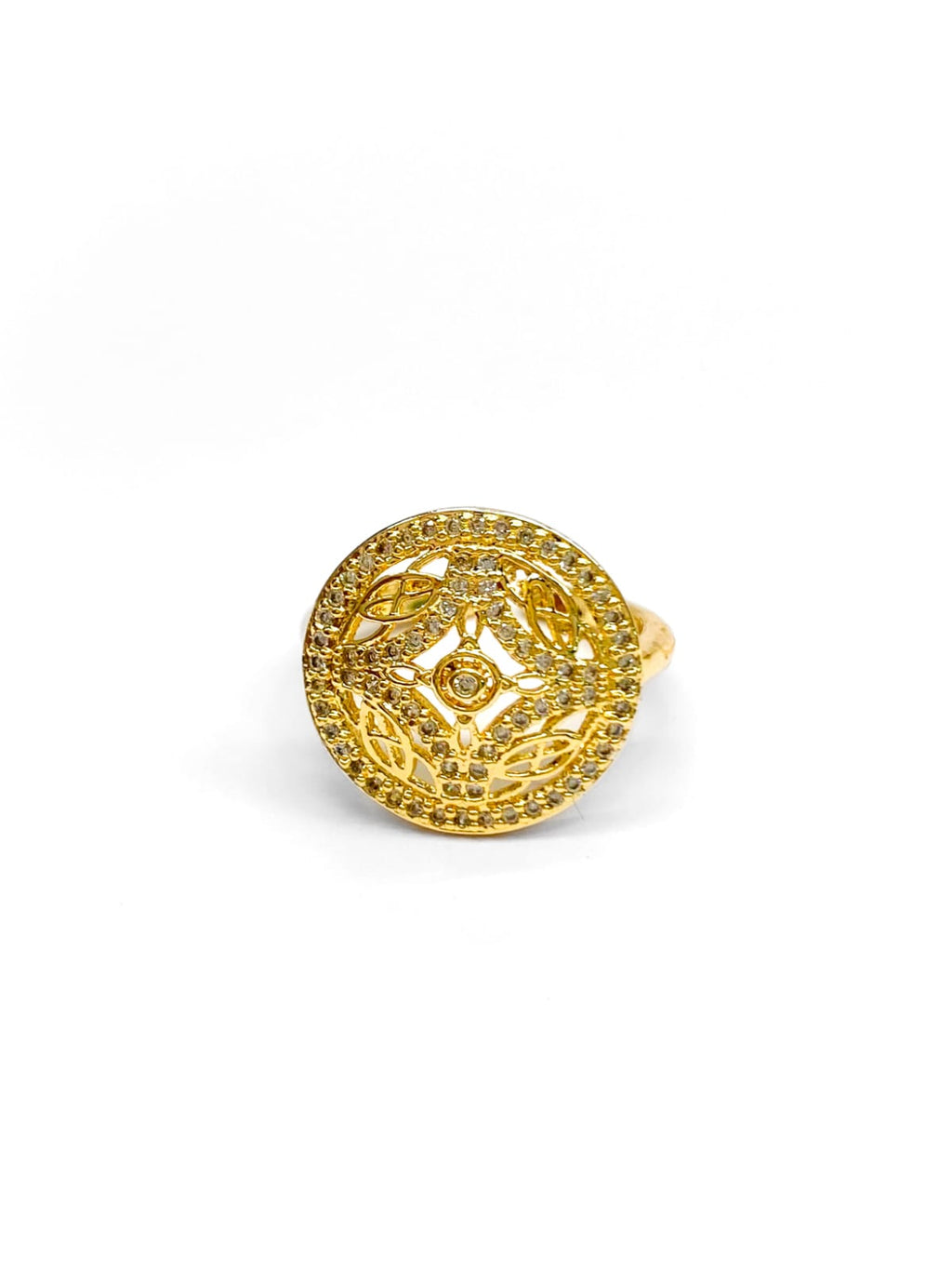 Anillo Dorado Ajustable con Pedreria Blanca Oro Laminado