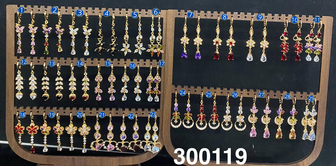 Aretes Largos con piedras M3 Oro Laminado 04/03/26