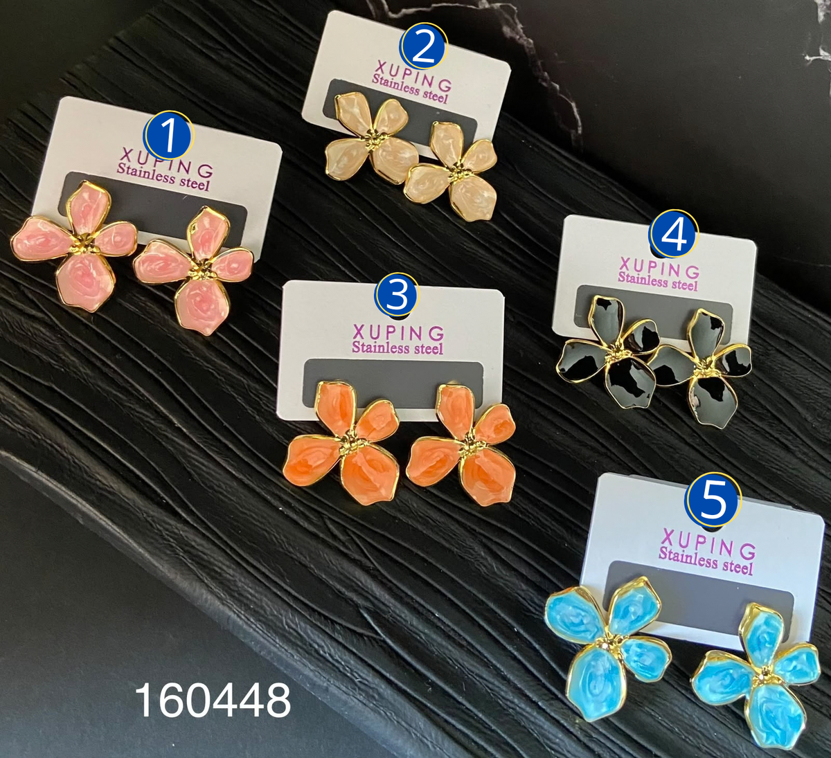 [03/OCTUBRE/26] Aretes Dorados Diferentes Diseños M25 Acero Inoxidable