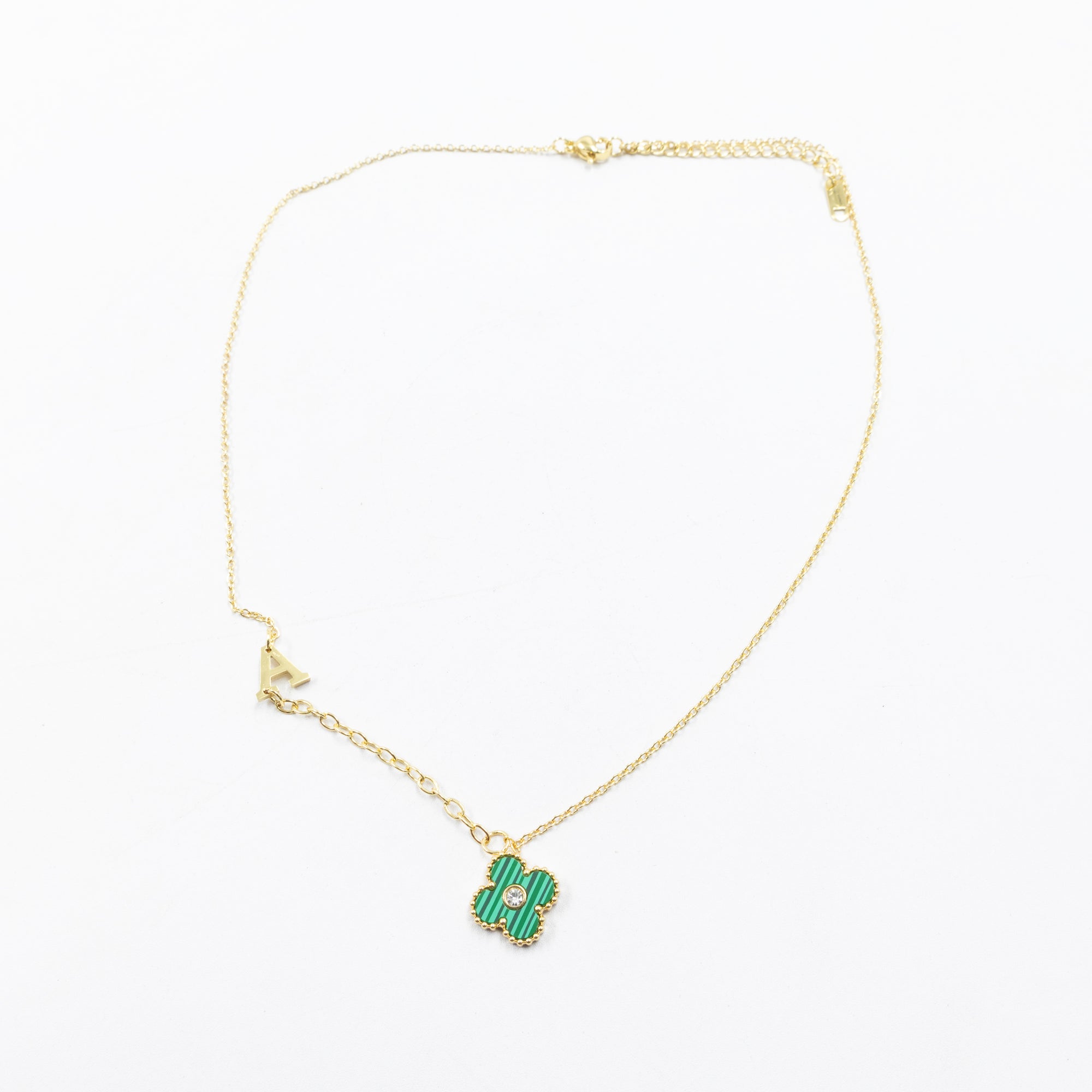 Collar de Dije de Trebol y letra A, B, C M1 Oro Lamnado