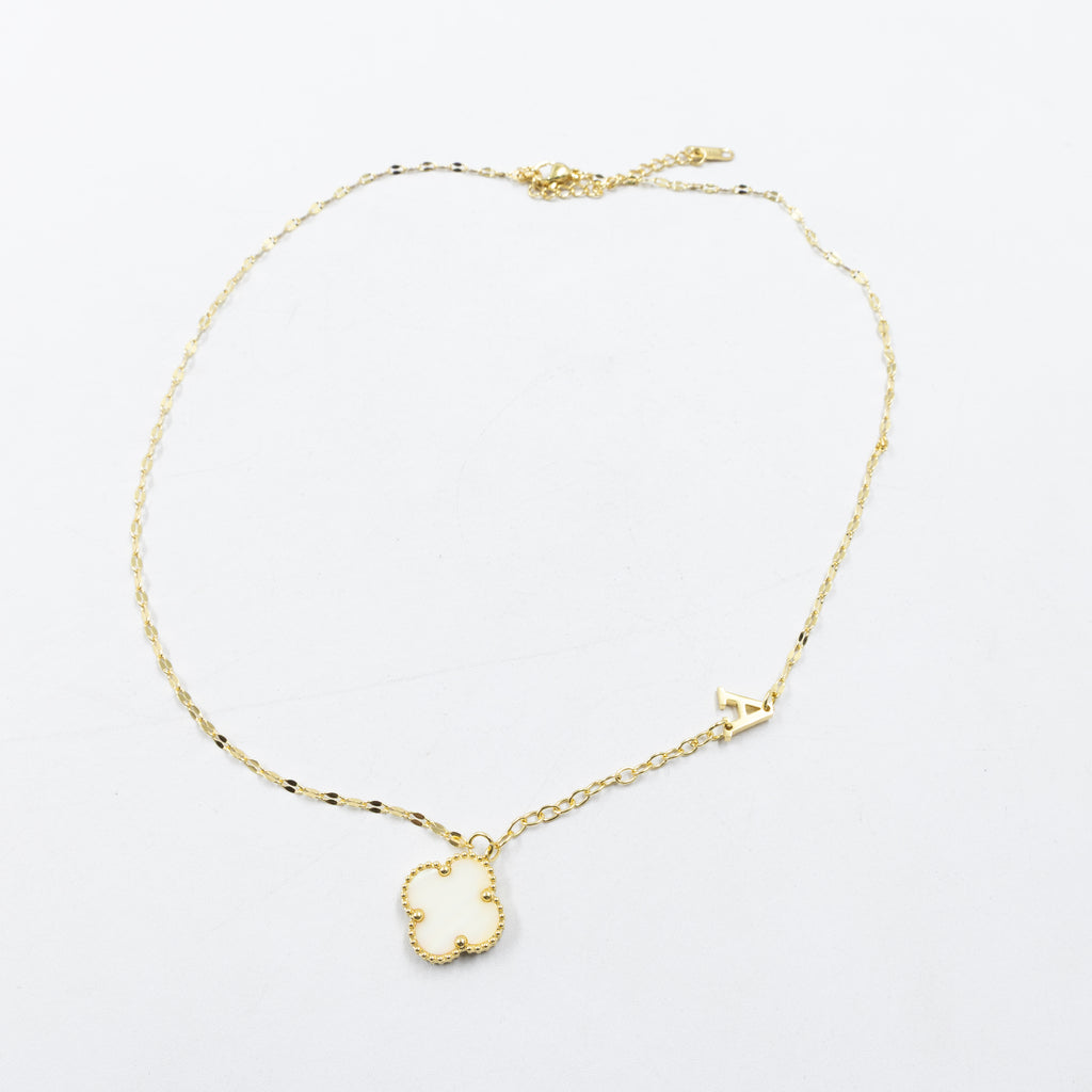 Collares Dorados con dijes de letra A, B, C y de Trebol M1 Oro Laminado